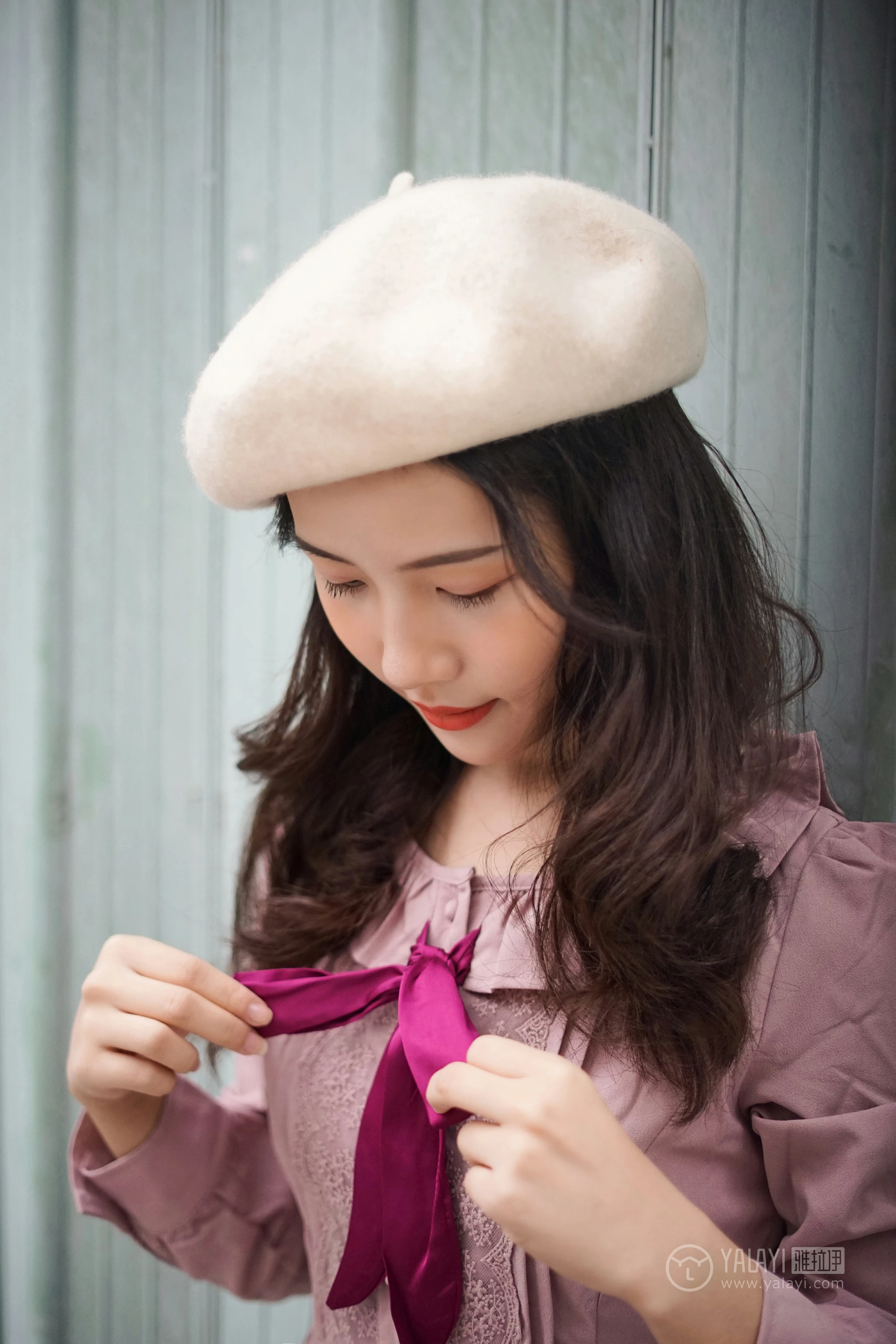 [YALAYI雅拉伊]NO.158 独白 卡柔 粉色连衣裙清纯可爱私房写真集第2张