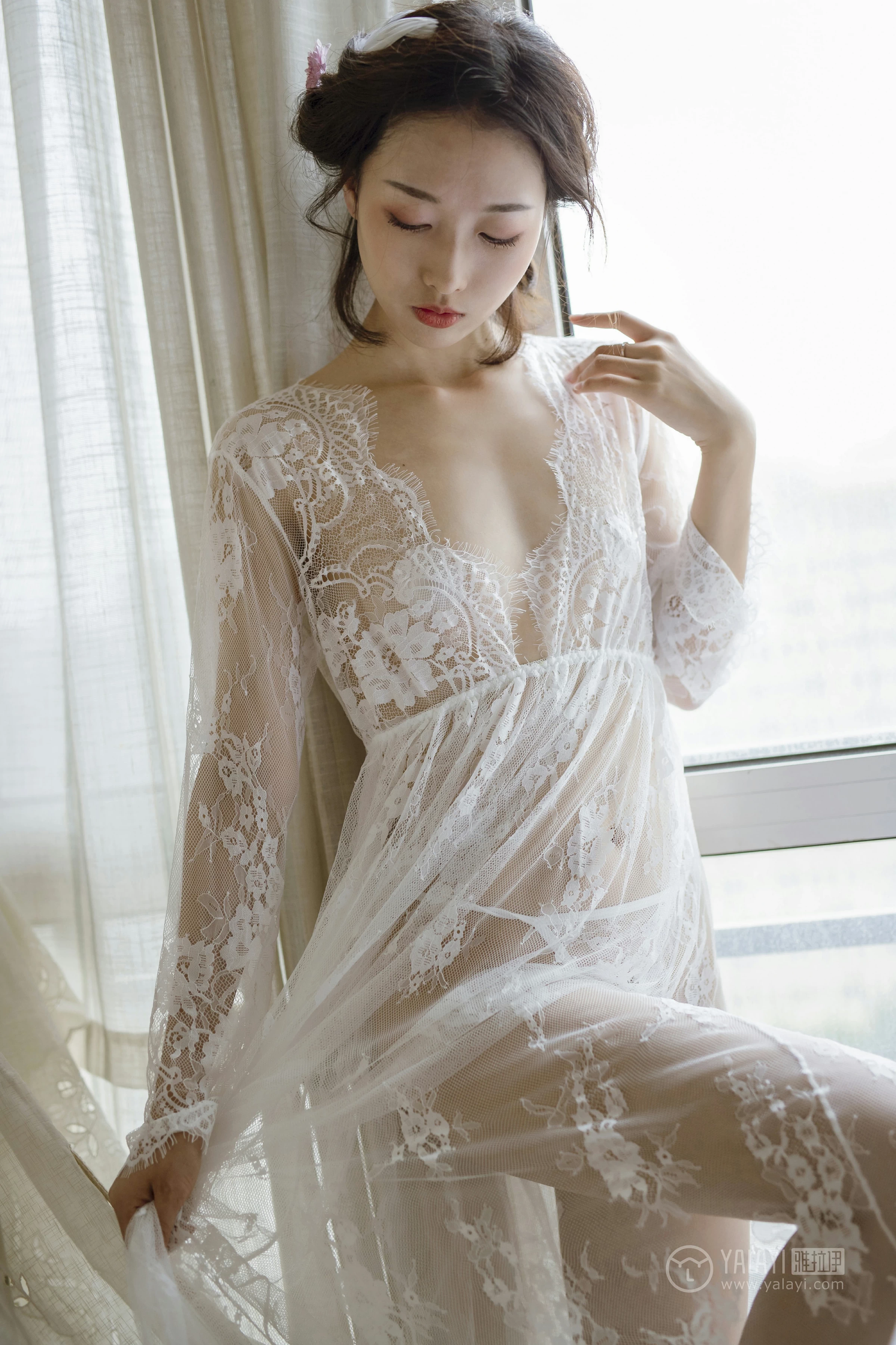 [YALAYI雅拉伊]NO.161 隐隐的柔情 佳佳 白色透视镂空连衣裙性感私房写真集第14张
