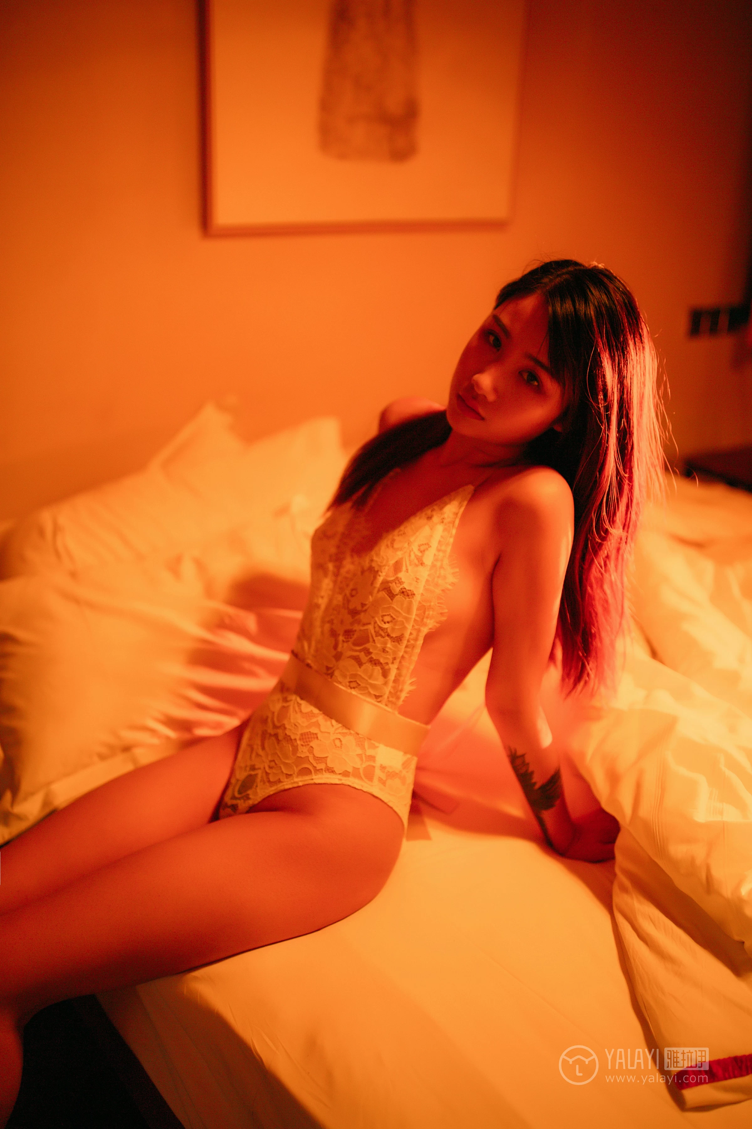 [YALAYI雅拉伊]No.169 暗香美人 籹籹仔 白色透视镂空情趣内衣性感私房写真集第6张