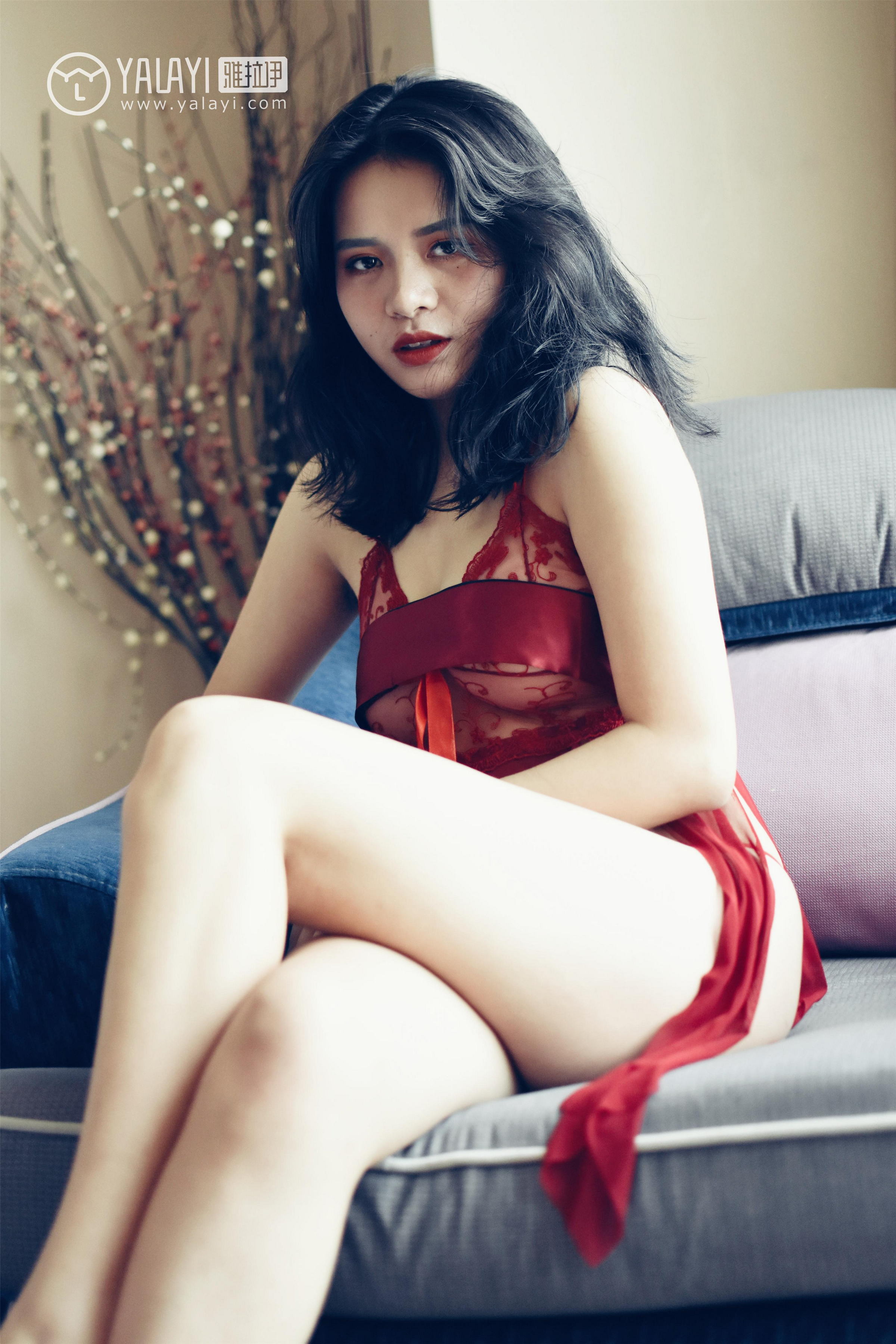 [YALAYI雅拉伊]NO.014 心蕊的红色睡袍 米心蕊 红色透视情趣睡衣性感私房写真集第4张