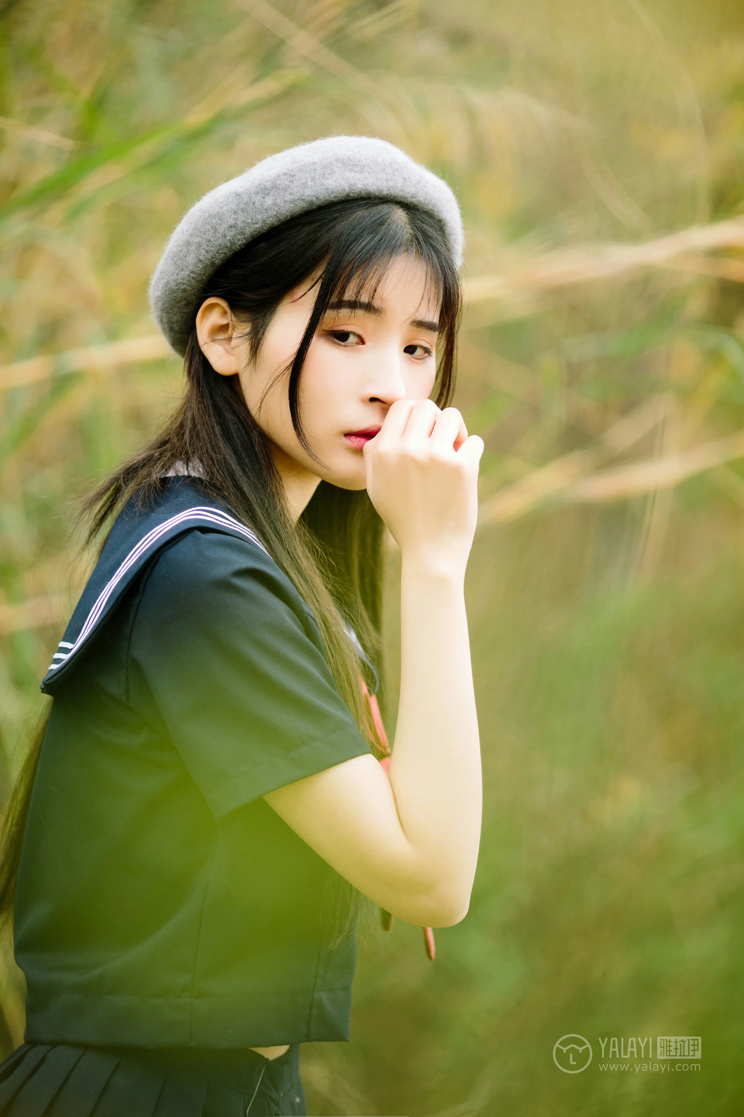 [YALAYI雅拉伊]No.189 青涩岁月 阿惜 蓝色情趣高中女生制服加短裙性感私房写真集第9张