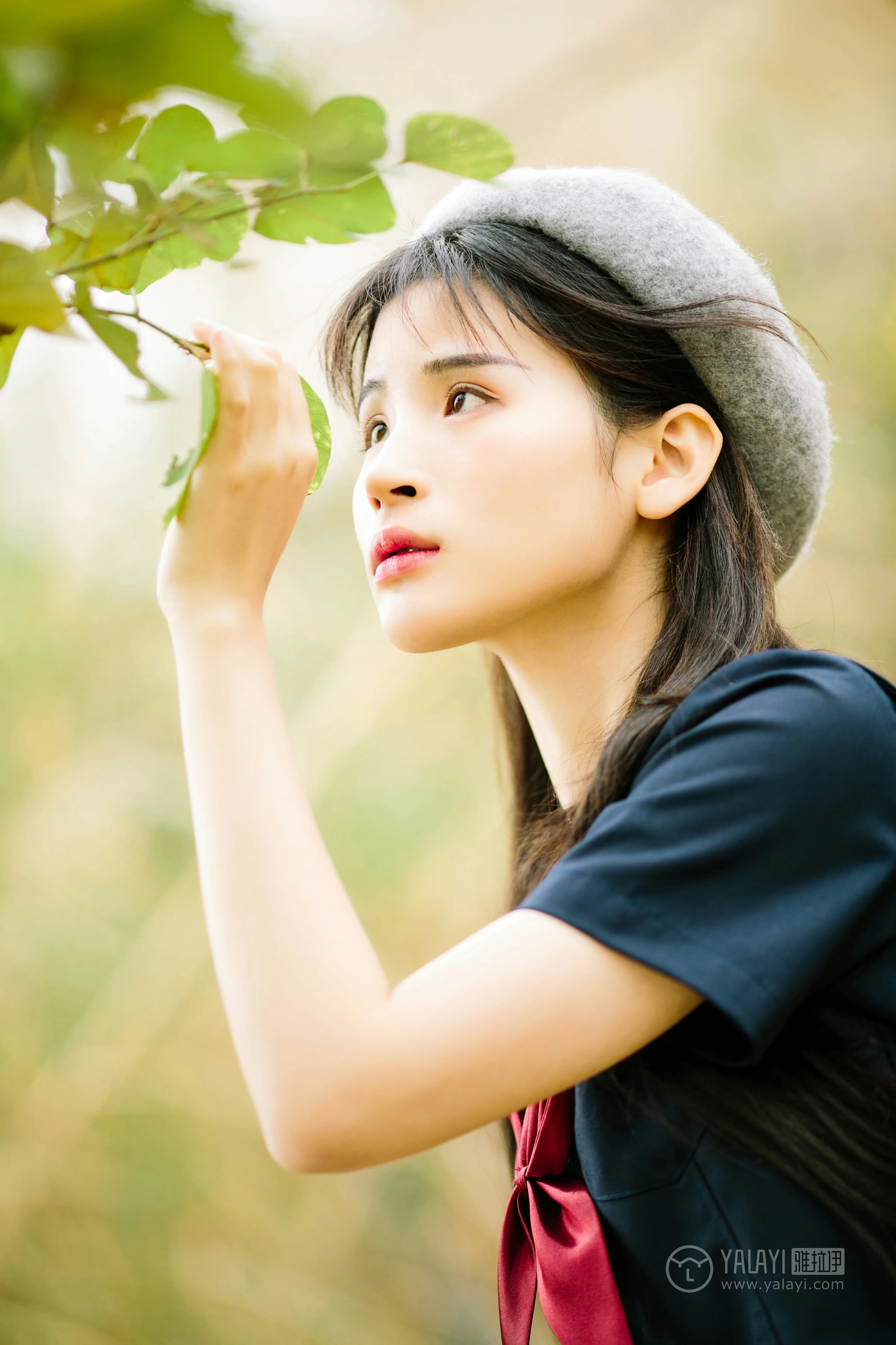 [YALAYI雅拉伊]No.189 青涩岁月 阿惜 蓝色情趣高中女生制服加短裙性感私房写真集第10张