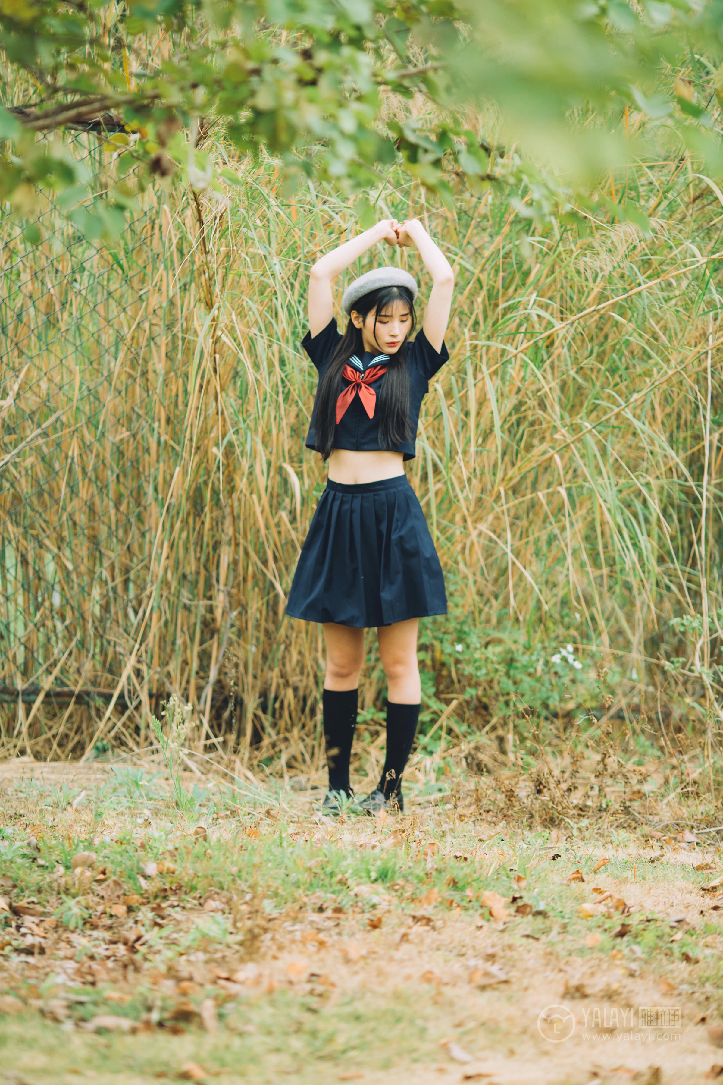 [YALAYI雅拉伊]No.189 青涩岁月 阿惜 蓝色情趣高中女生制服加短裙性感私房写真集第12张