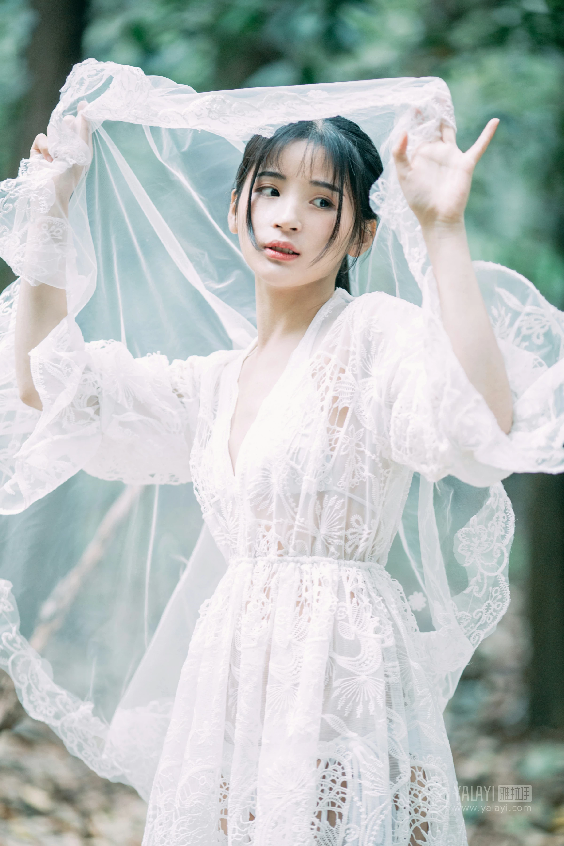 [YALAYI雅拉伊]No.194 仙乐飘飘 阿惜 白色透视镂空连衣裙加白色内衣性感私房写真集第7张
