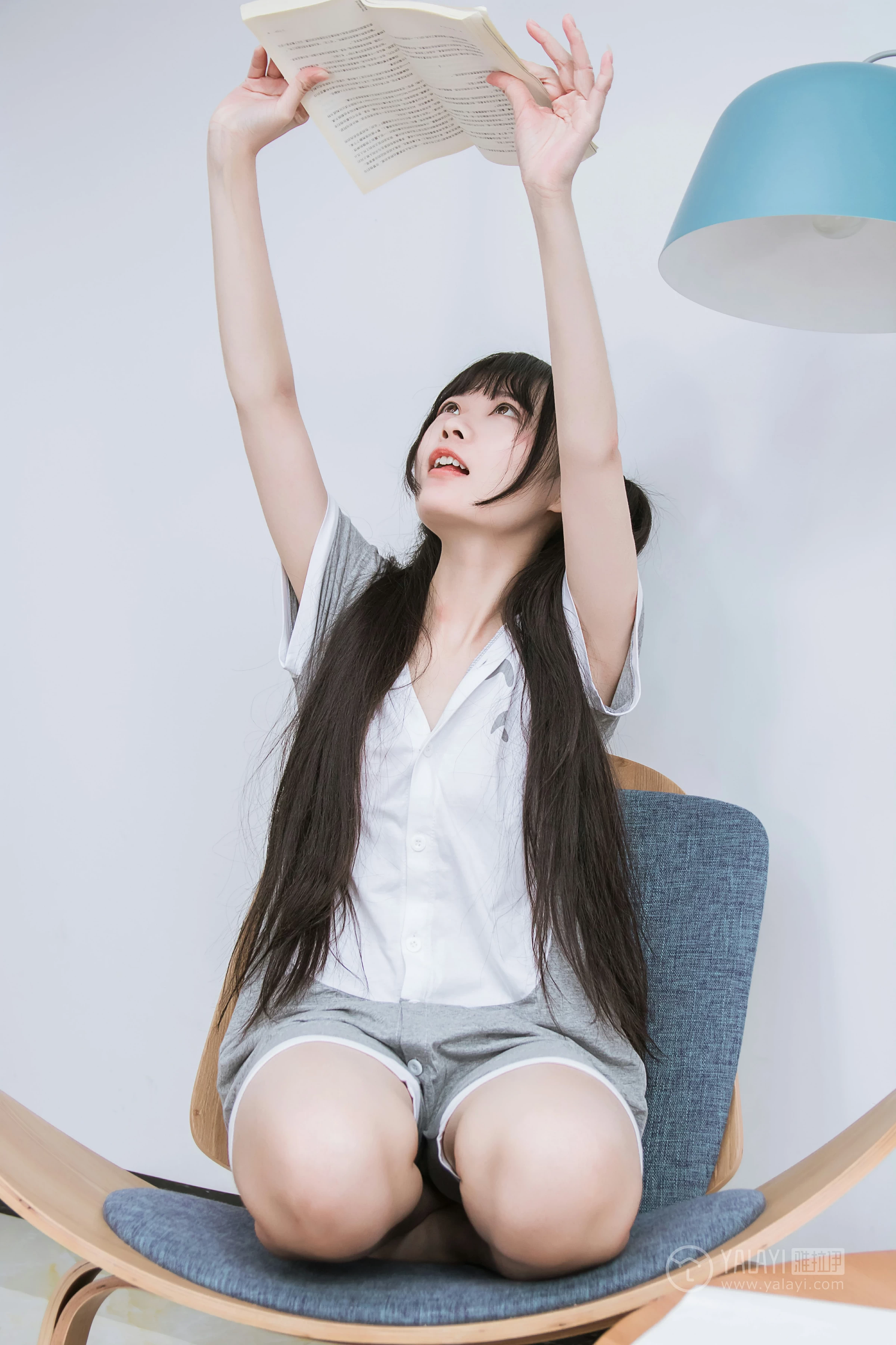 [YALAYI雅拉伊]No.201 龙猫睡衣 小琉 灰色连身睡衣加黑色情趣内衣性感私房写真集第14张