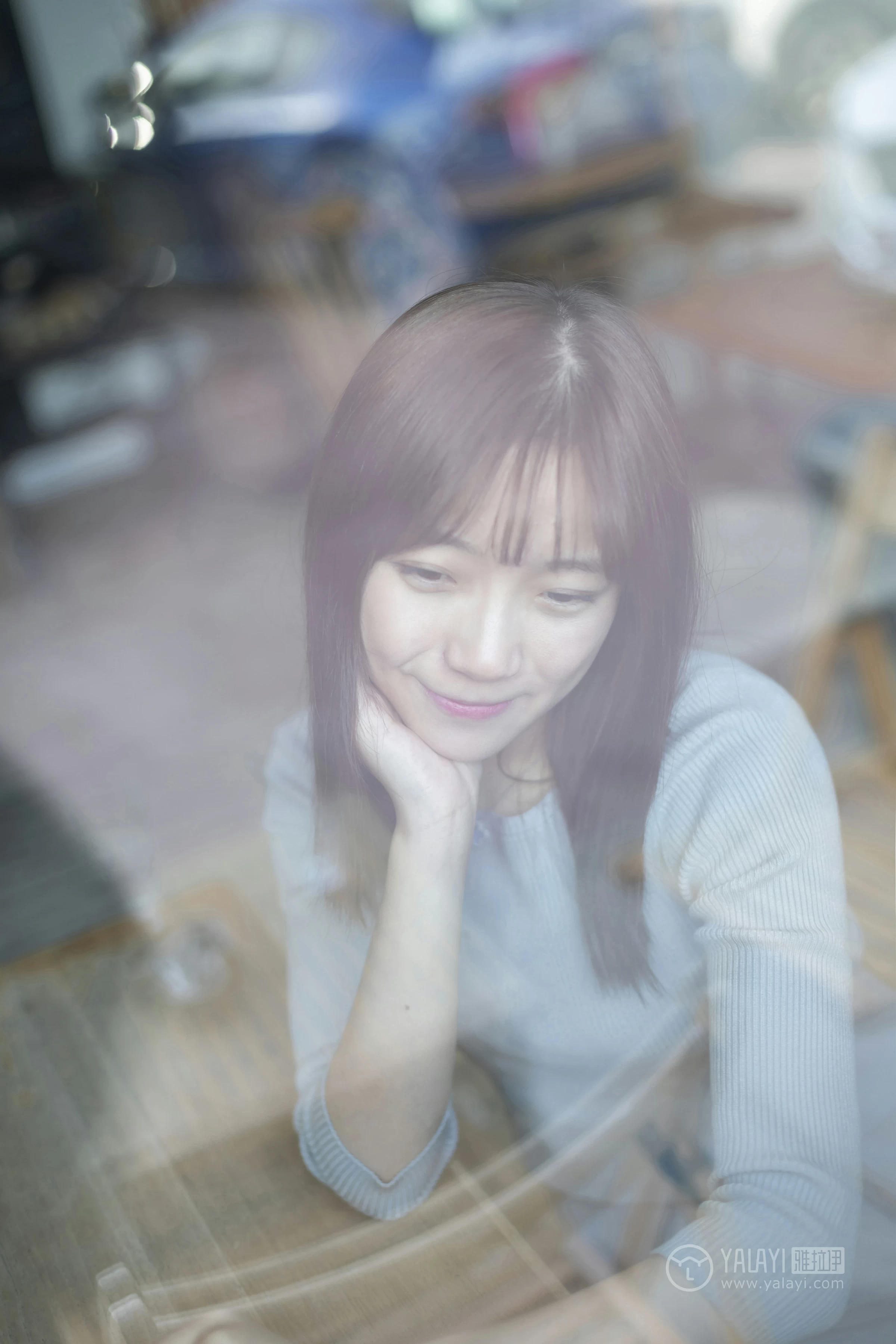 [YALAYI雅拉伊]No.249 看着你玩 刘开心 蓝色上衣加短裙清纯可爱私房写真集第9张