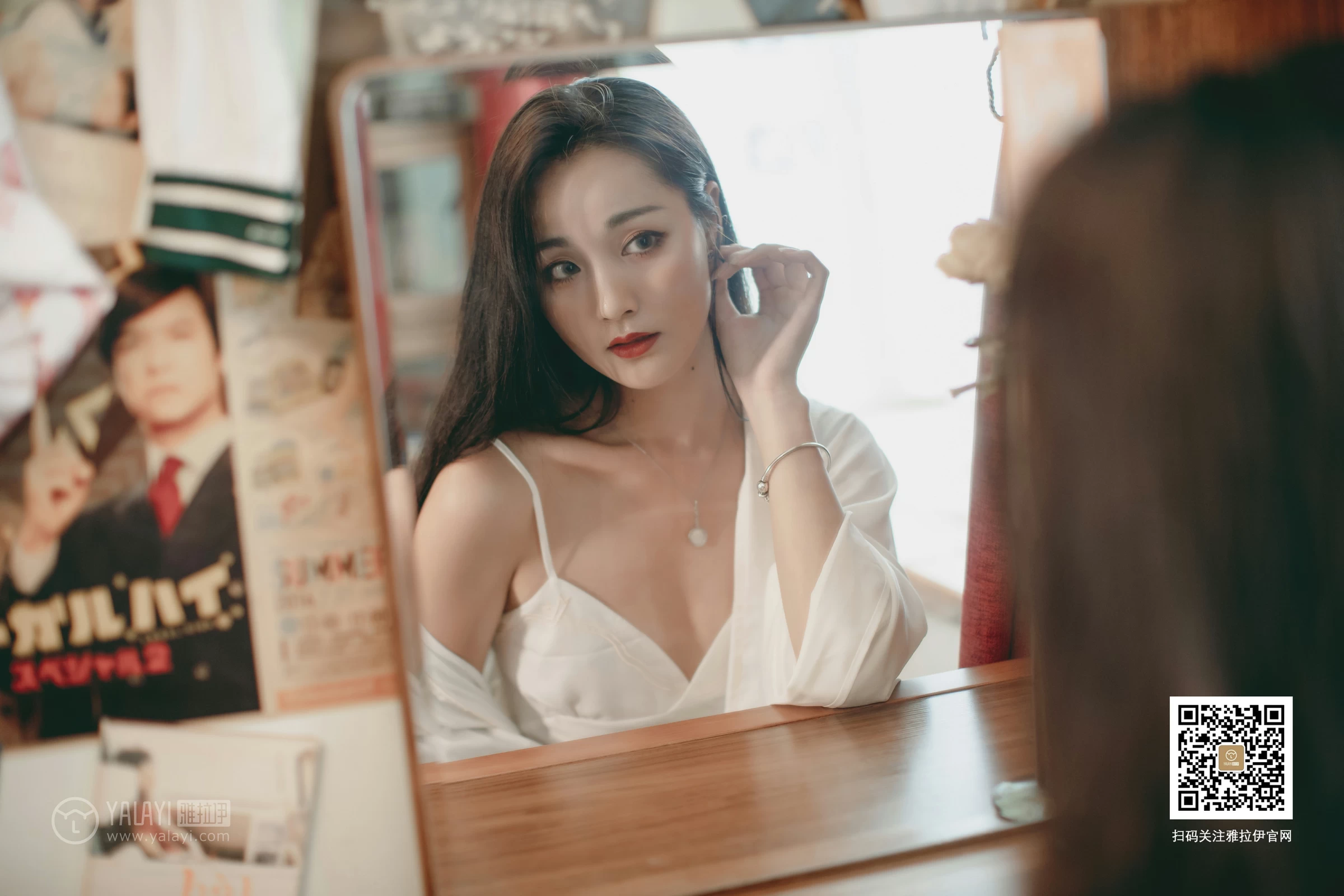 [YALAYI雅拉伊]No.361 Elegant 项兴咏 白色睡衣加白色吊带内衣性感私房写真集第8张