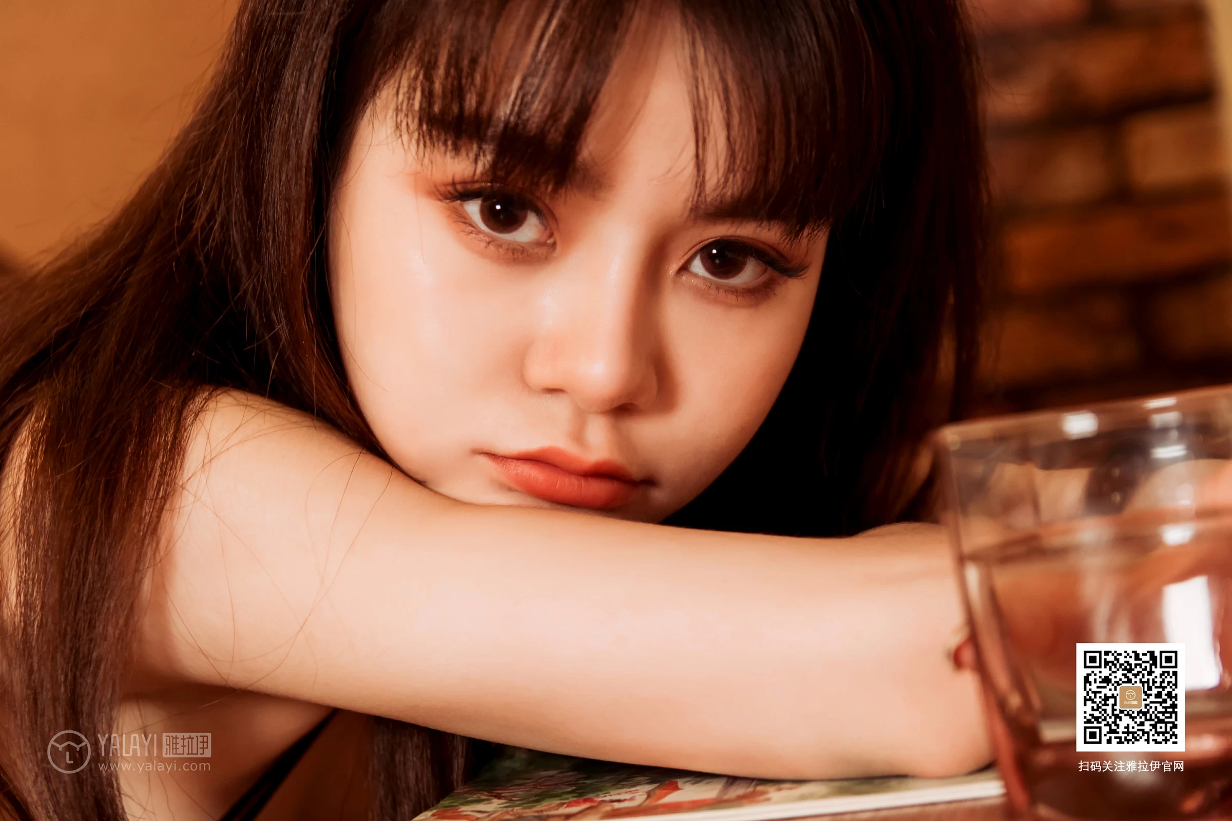 [YALAYI雅拉伊]No.362 图书馆精灵 蓉蓉 黑色蕾丝内衣性感私房写真集第8张