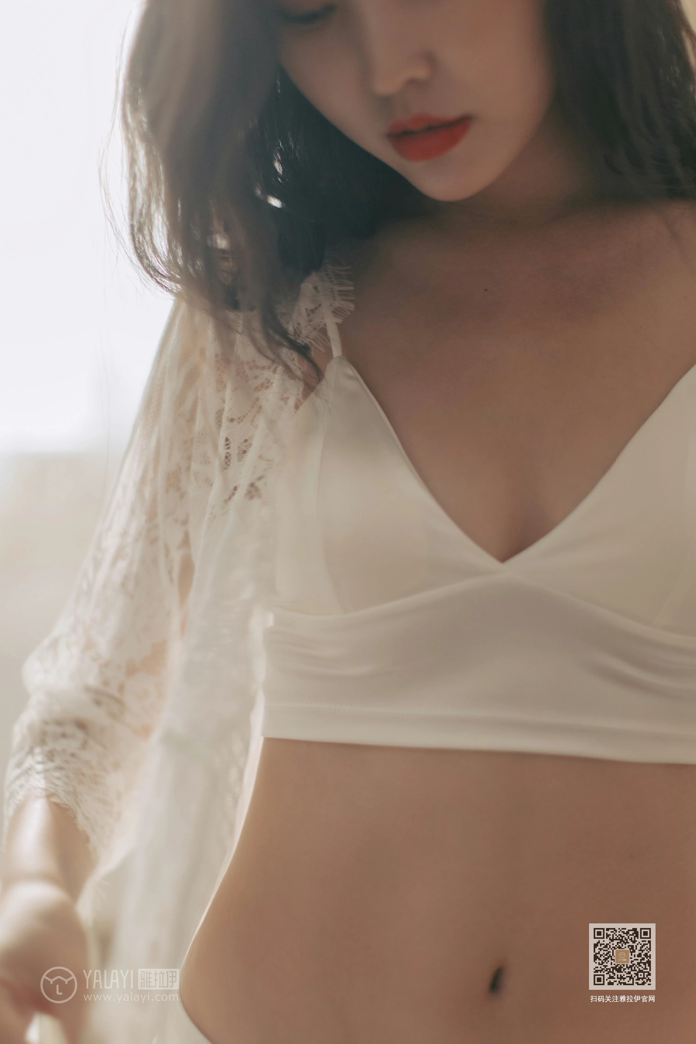 [YALAYI雅拉伊]Vol.423 好想告诉你 仓儿 白色透视镂空睡衣加白色内衣性感私房写真集第7张