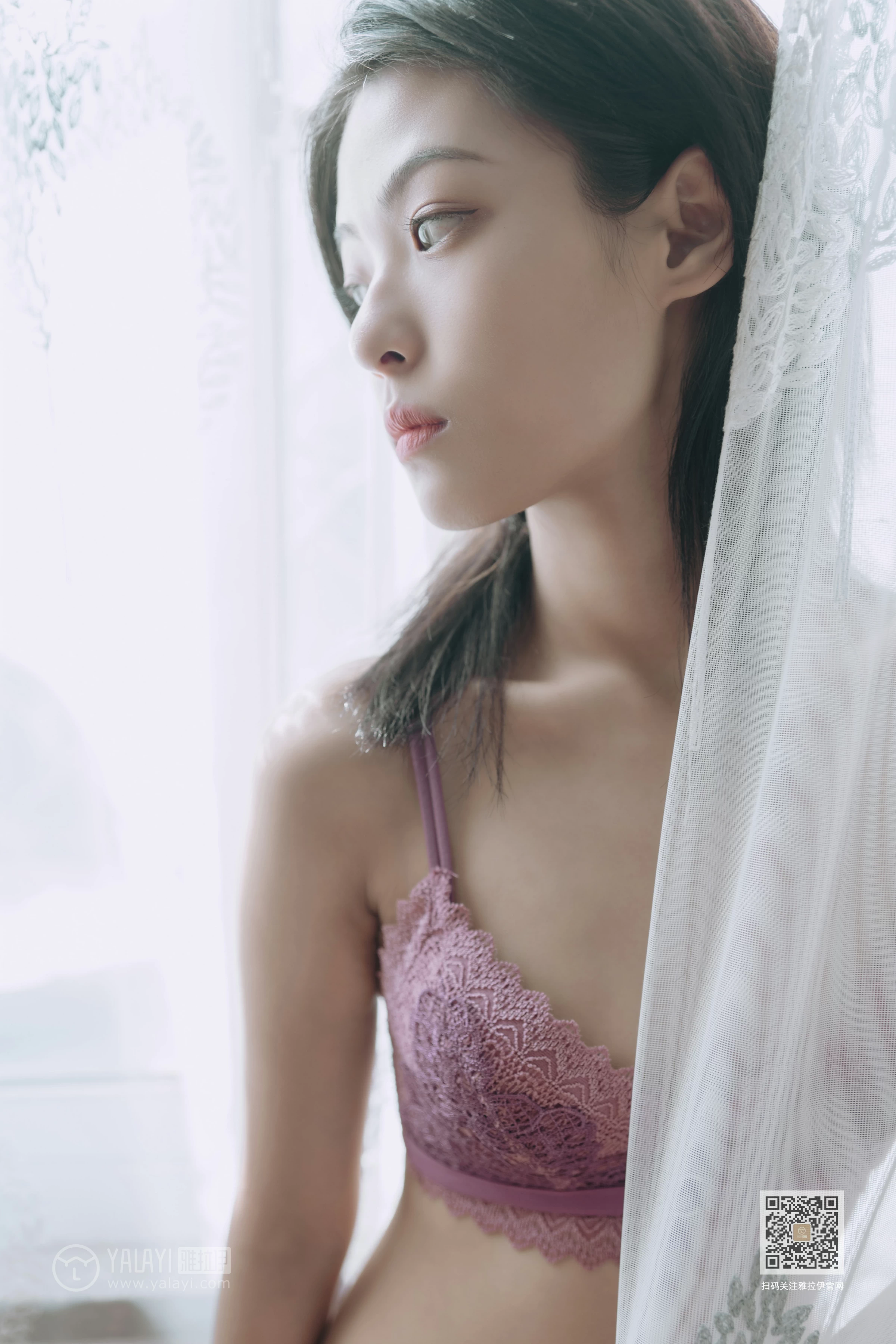 [YALAYI雅拉伊]Vol.426 蜜桃成熟时 含嫣 粉色蕾丝内衣居家性感私房写真集第8张