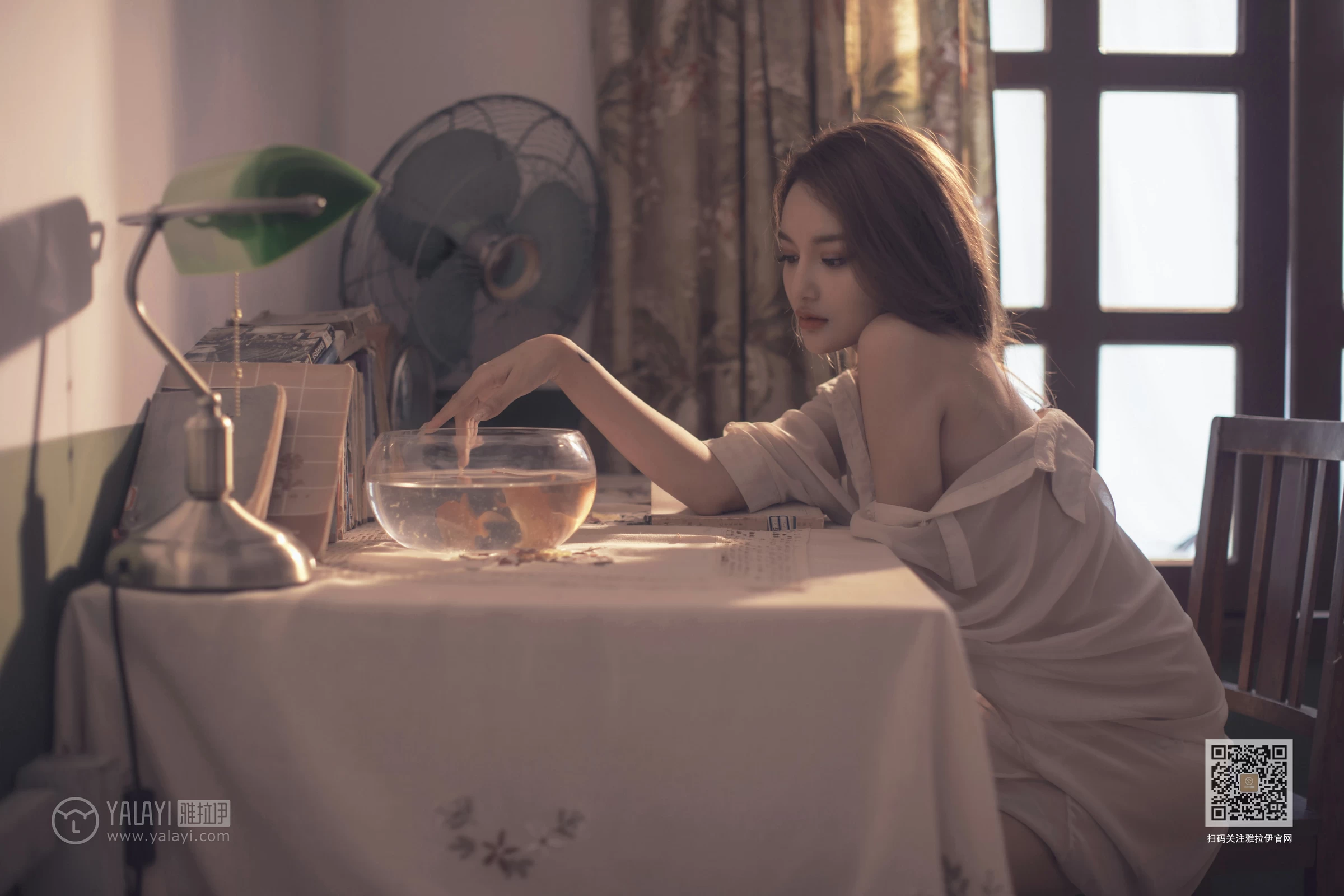 [YALAYI雅拉伊]Vol.430 意乱情迷 慧儿 白色透视衬衫居家性感私房写真集第14张