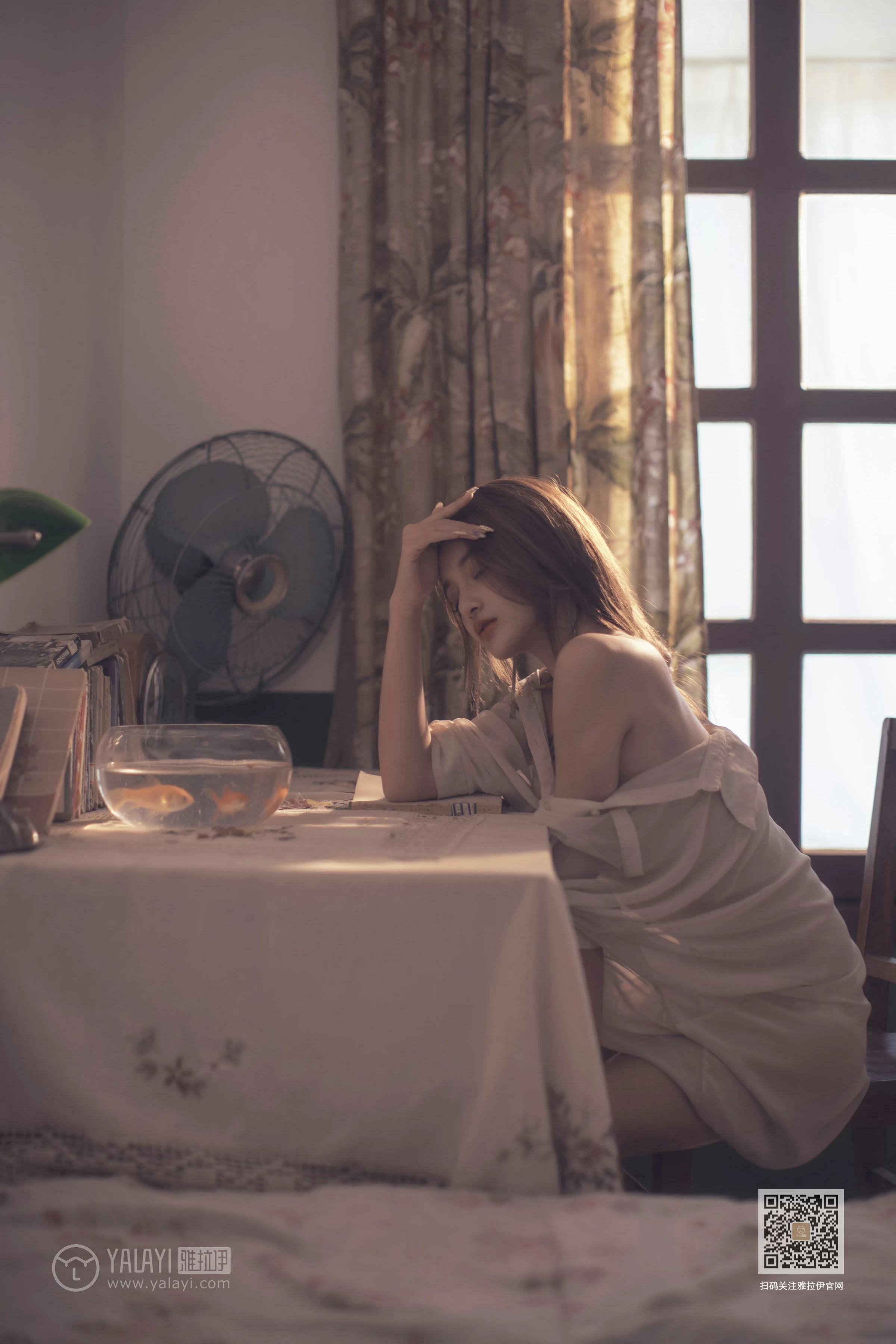 [YALAYI雅拉伊]Vol.430 意乱情迷 慧儿 白色透视衬衫居家性感私房写真集第14张
