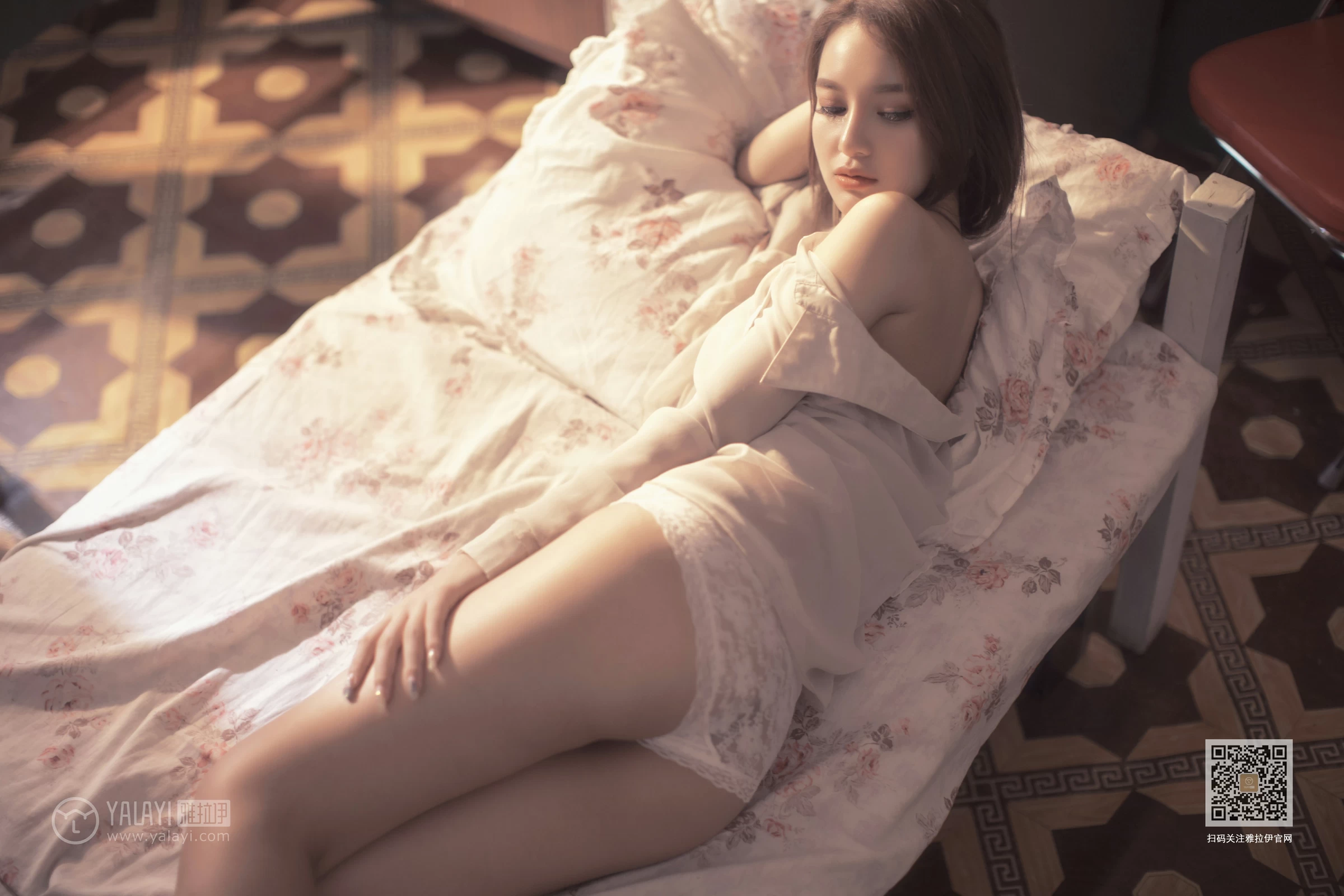 [YALAYI雅拉伊]Vol.430 意乱情迷 慧儿 白色透视衬衫居家性感私房写真集第21张