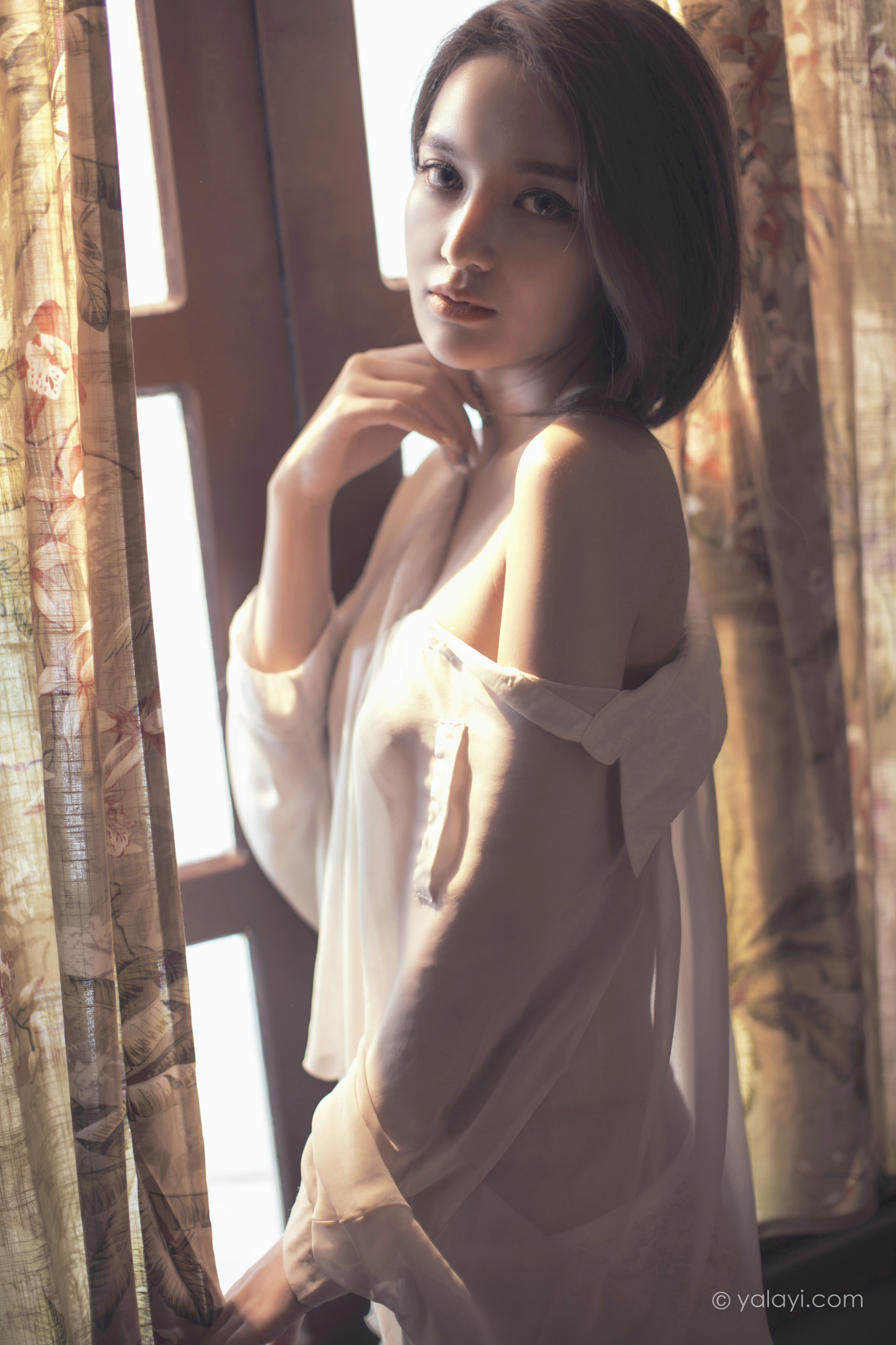 [YALAYI雅拉伊]NO.803 若有思 梓杨 白色透视衬衫居家性感私房写真集第6张