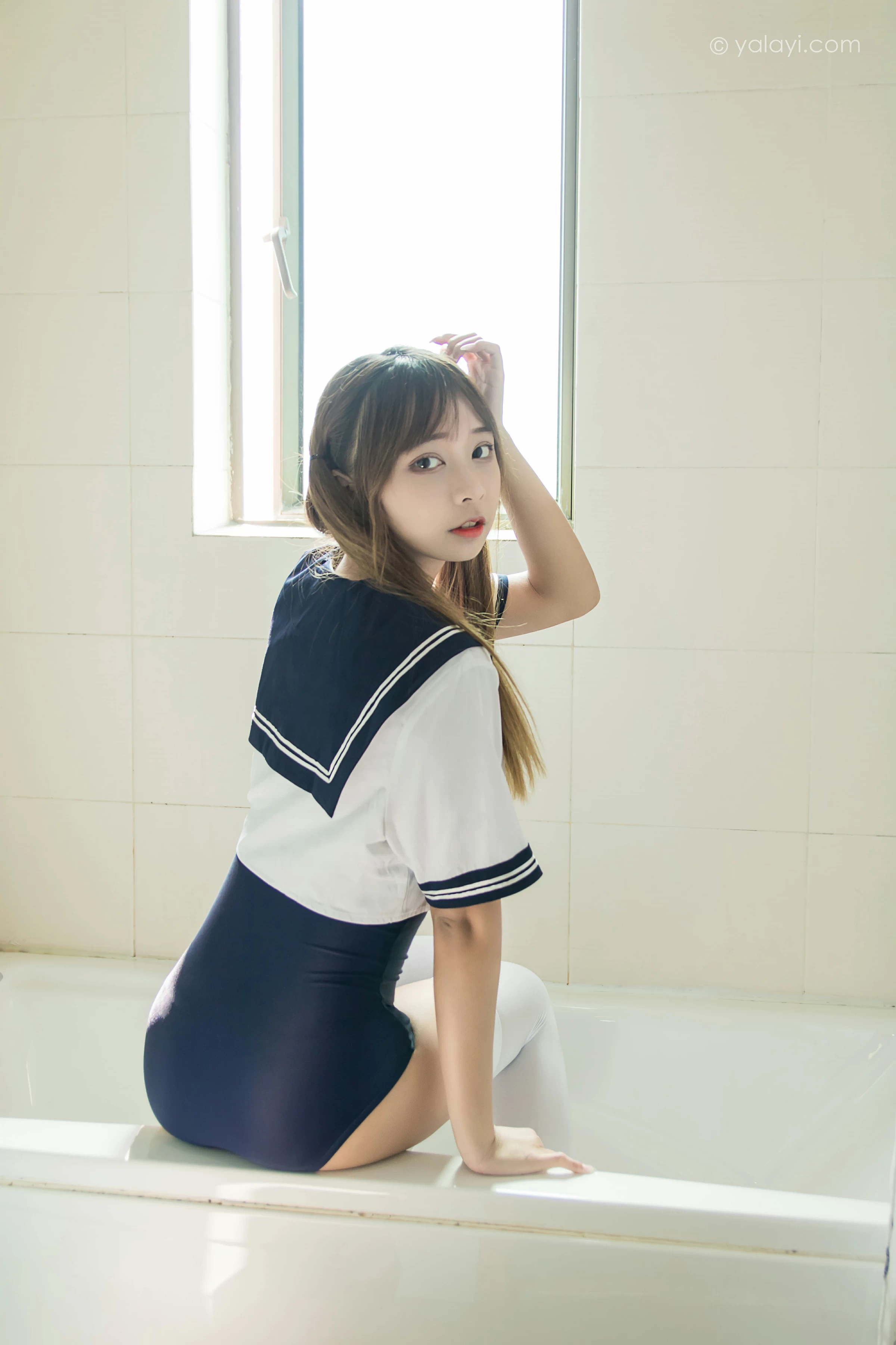 [YALAYI雅拉伊]NO.681 《少女的夏天》 阿禾 JK水手制服加蓝色紧身连体体操服性感私房写真集第18张