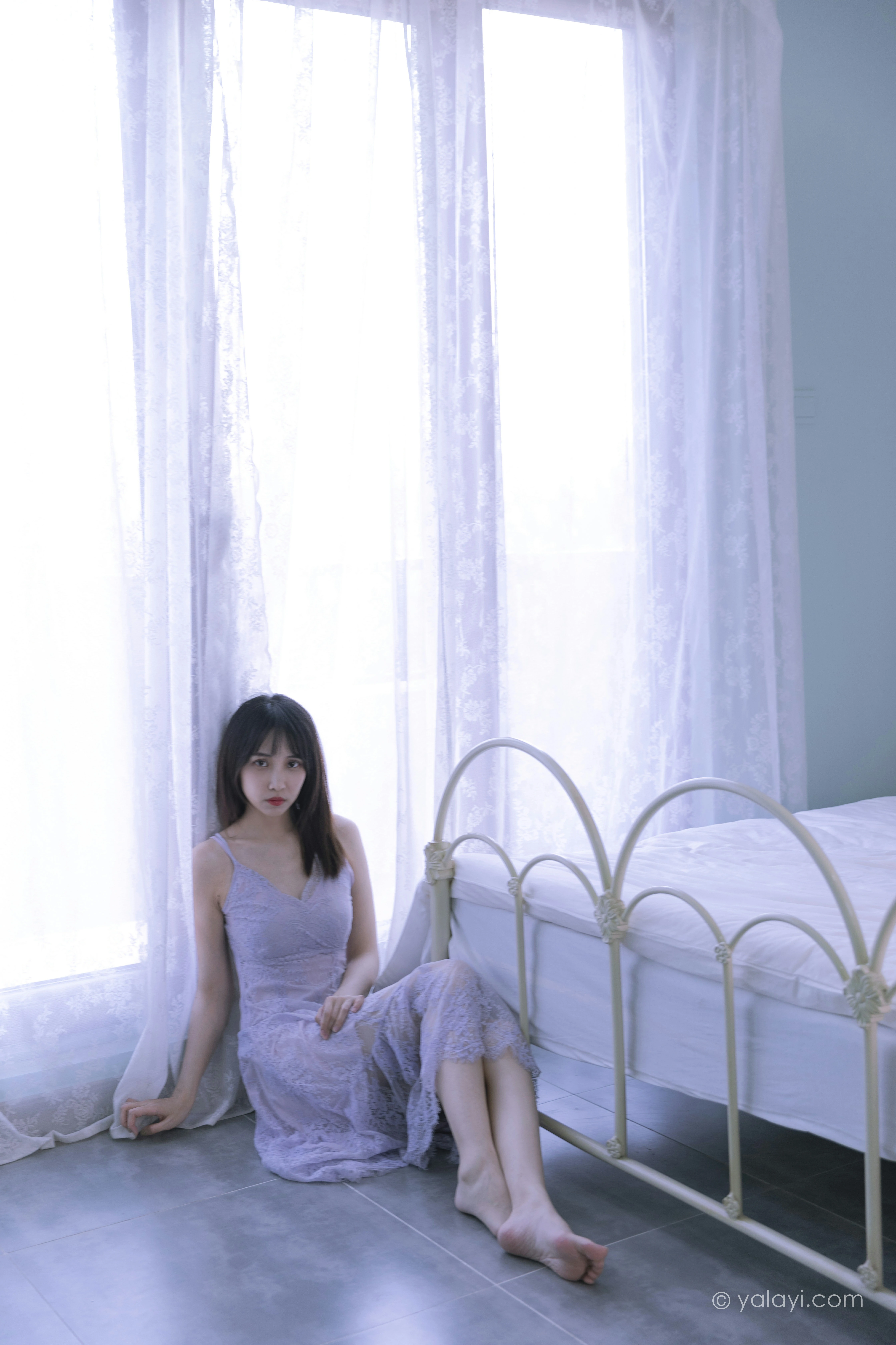 [YALAYI雅拉伊]NO.811 紫色的早晨 妍妍 白色透视蕾丝连衣裙居家私房写真集第11张