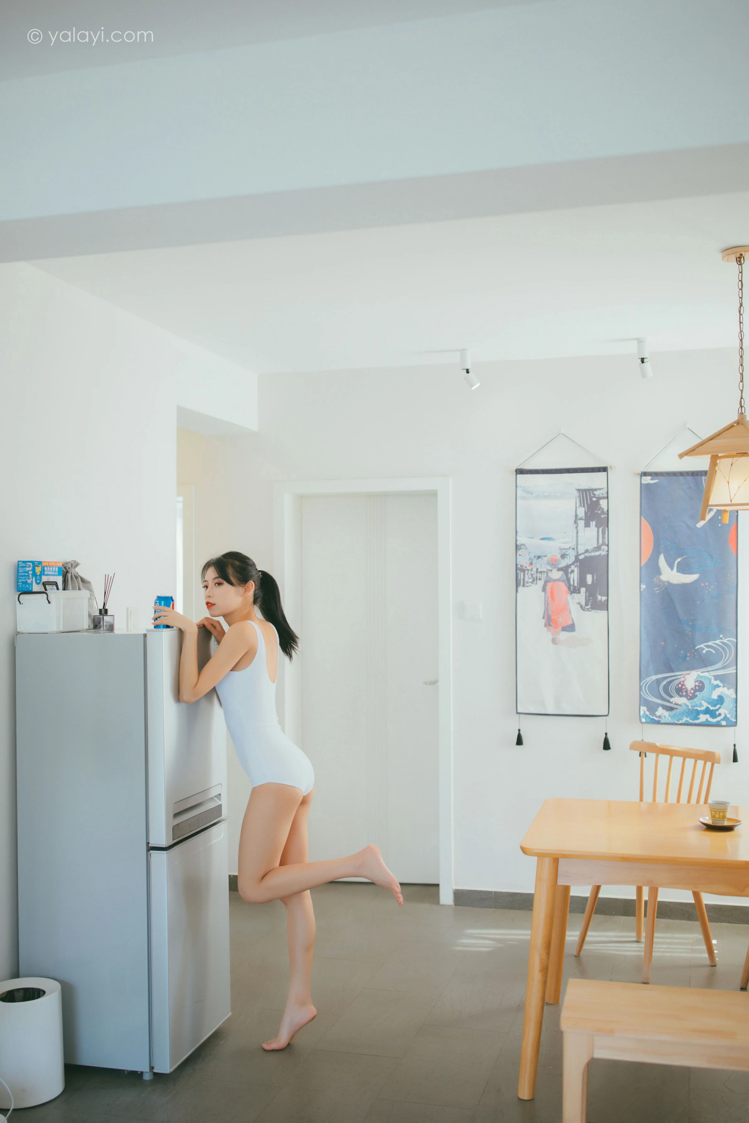 [YALAYI雅拉伊]NO.660 《消暑少女》 丽雅 白色连体体操服性感私房写真集第9张