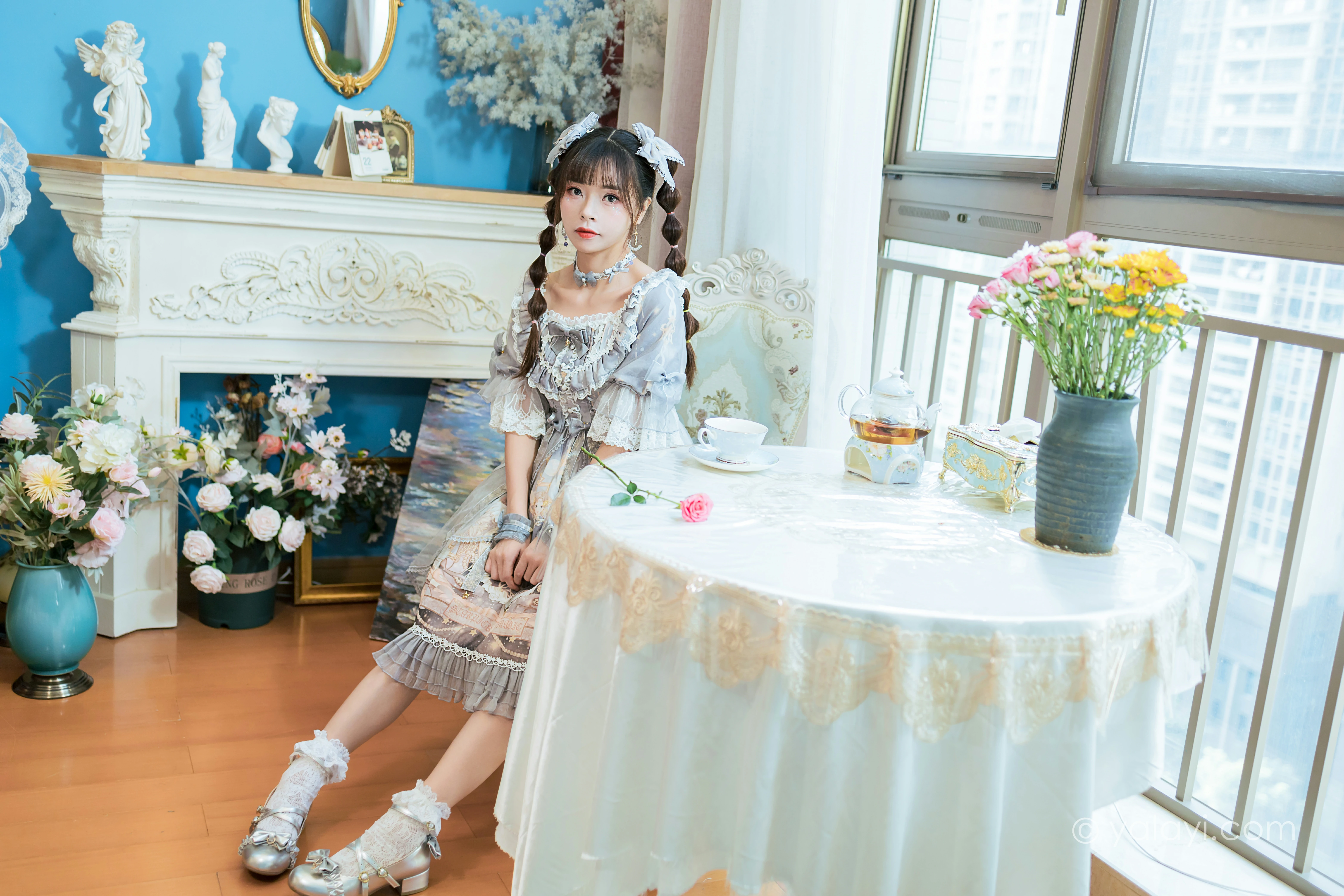 [YALAYI雅拉伊]NO.853 洛丽塔Lolita 程小蝶 淡蓝色连身制服裙清纯可爱私房写真集第7张