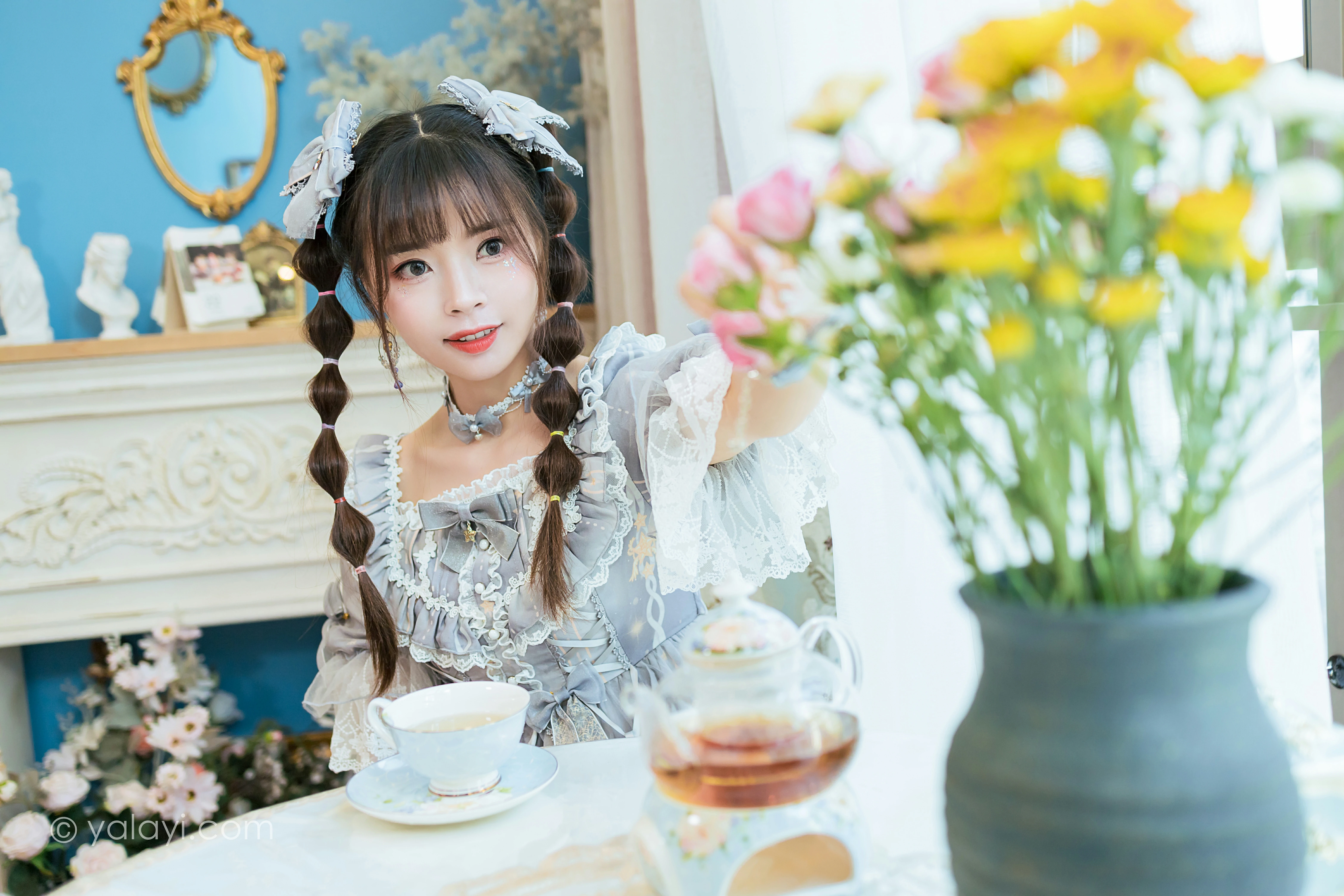 [YALAYI雅拉伊]NO.853 洛丽塔Lolita 程小蝶 淡蓝色连身制服裙清纯可爱私房写真集第10张