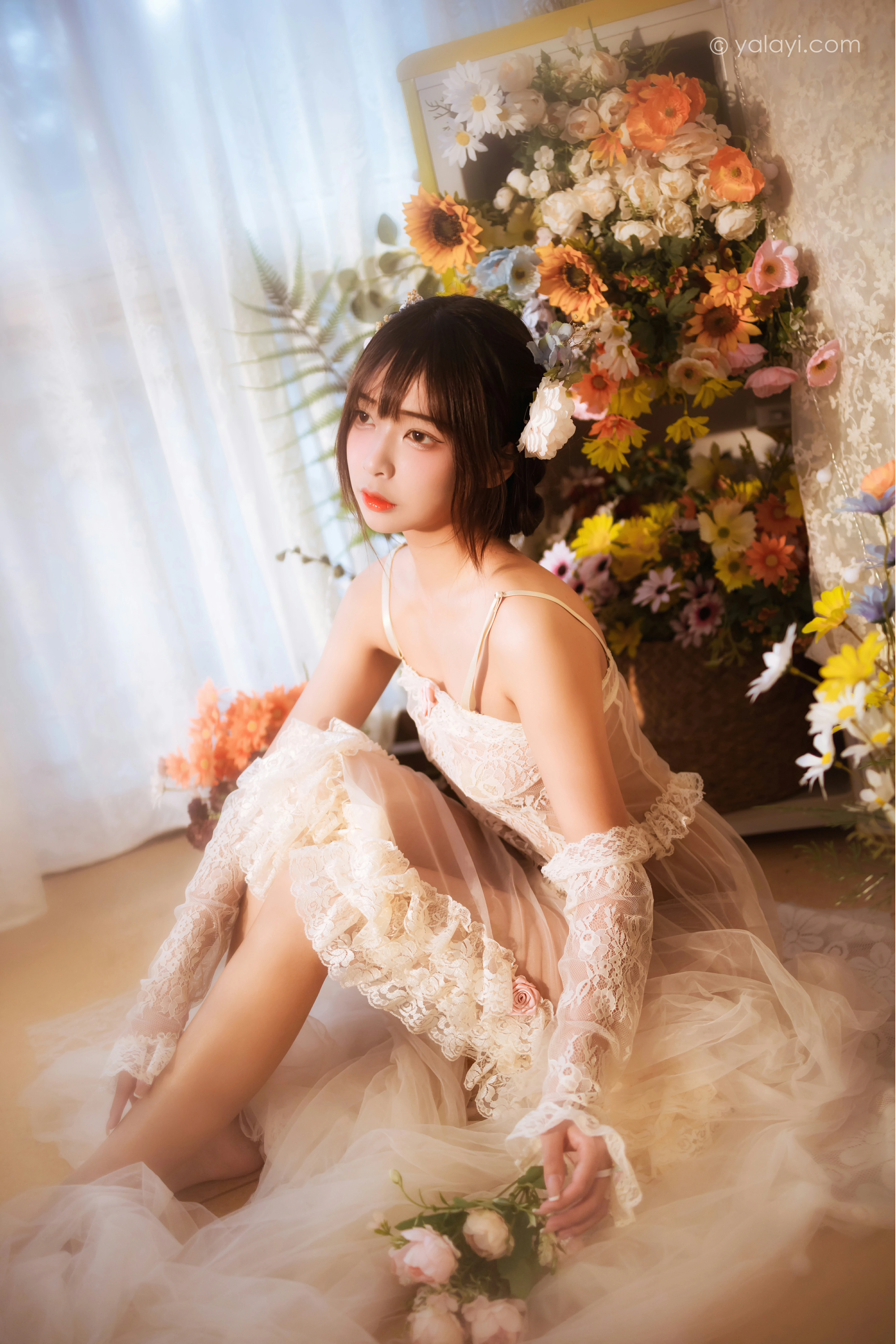 [YALAYI雅拉伊]NO.807 似梦初觉 阿禾 白色透视情趣连衣裙加蕾丝内衣性感私房写真集第9张