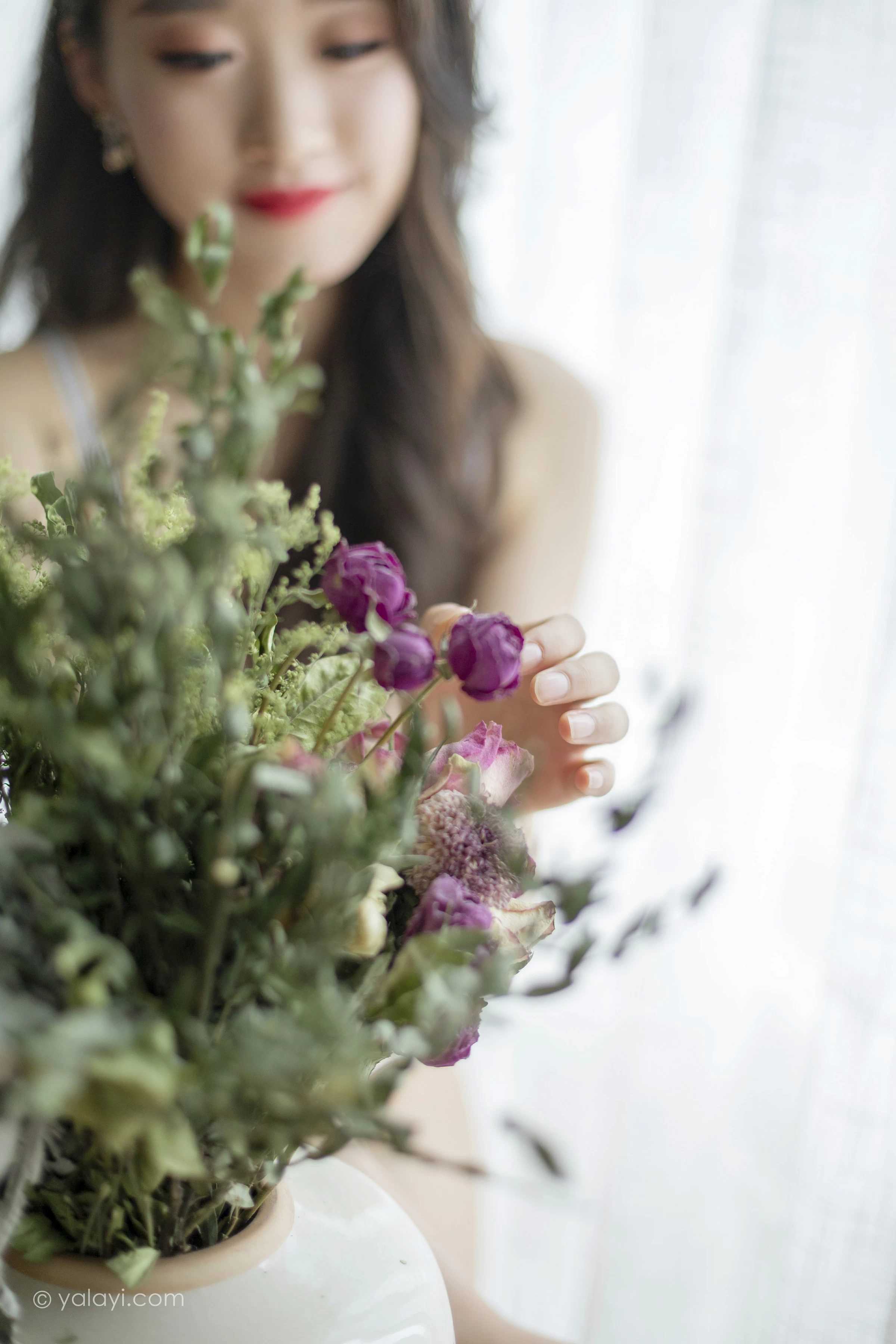 [YALAYI雅拉伊]NO.701 《花容月貌》 心怡 白色蕾丝内衣居家性感私房写真集第7张