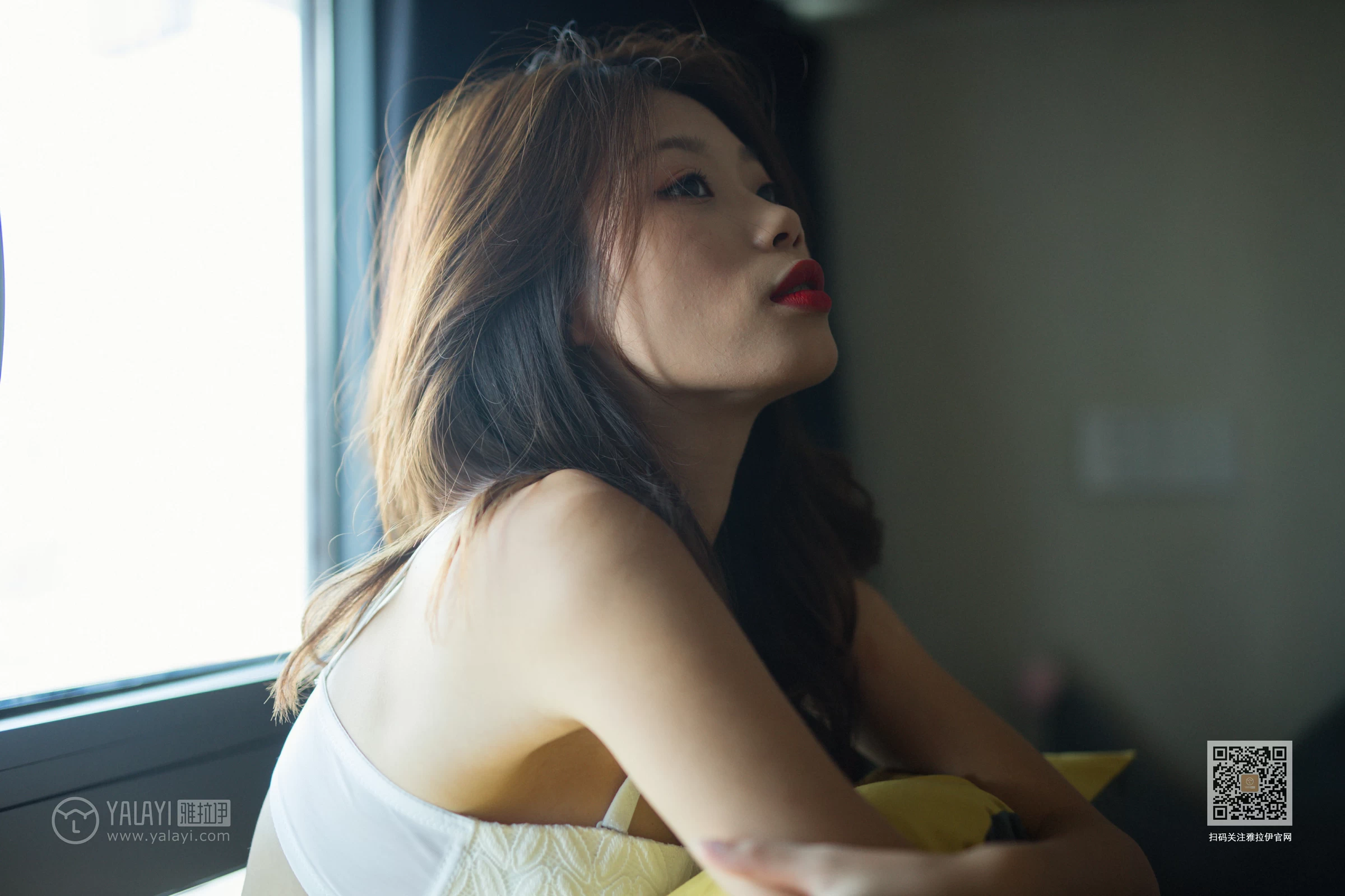 [YALAYI雅拉伊]Vol.448 靡靡之音 静初 白色蕾丝内衣居家性感私房写真集第10张