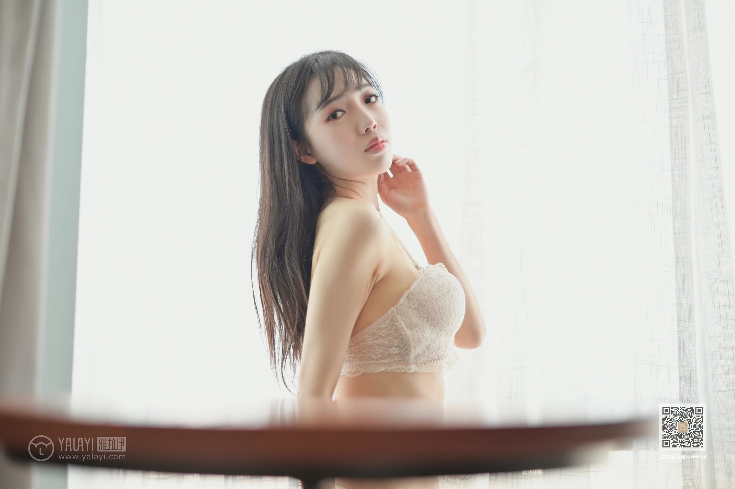 [YALAYI雅拉伊]Vol.469 冰肌白波 软软 白色蕾丝内衣居家性感私房写真集第14张