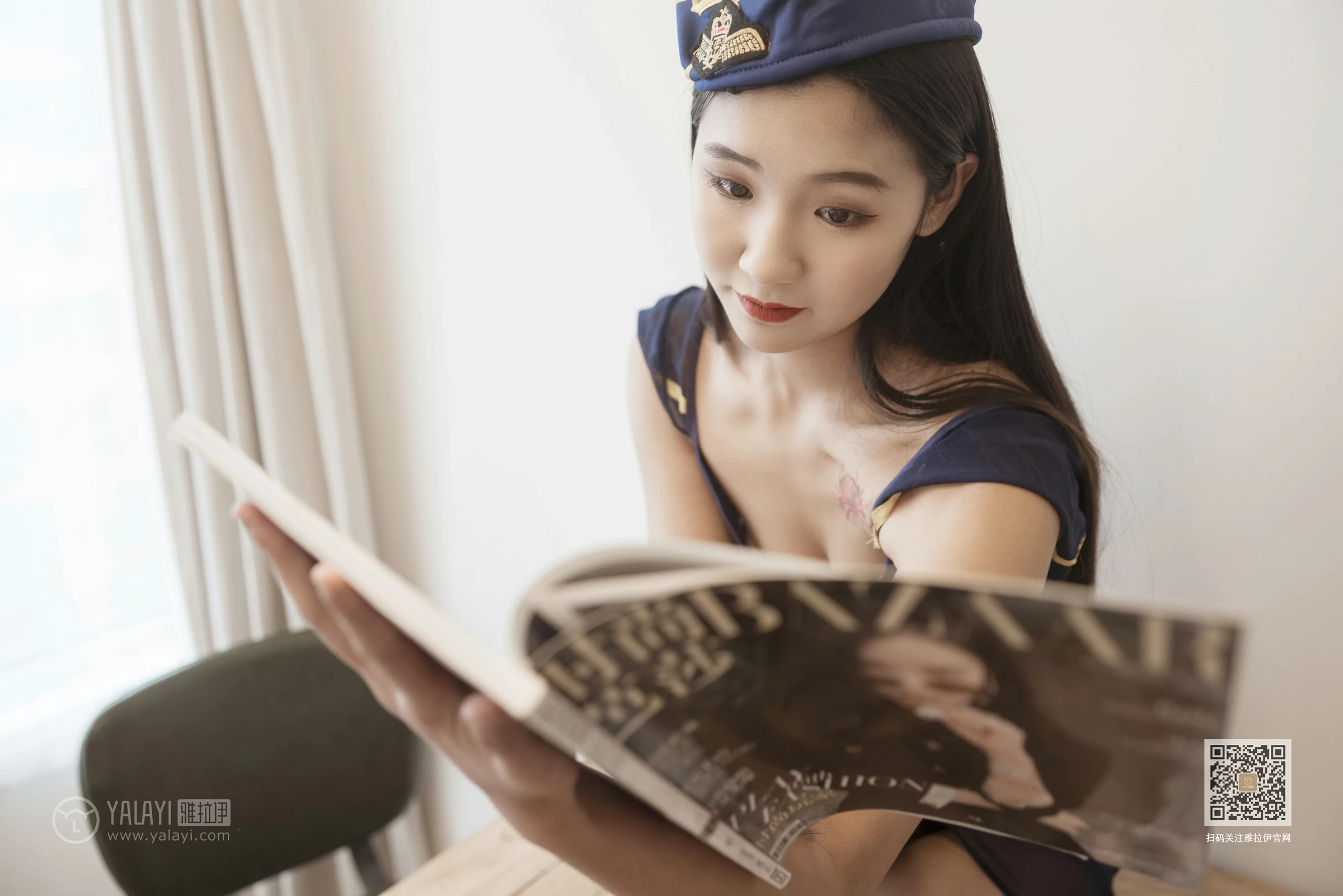 [YALAYI雅拉伊]Vol.516 空姐的另一面 诗诗 透视情趣制服加短裙性感私房写真集第9张