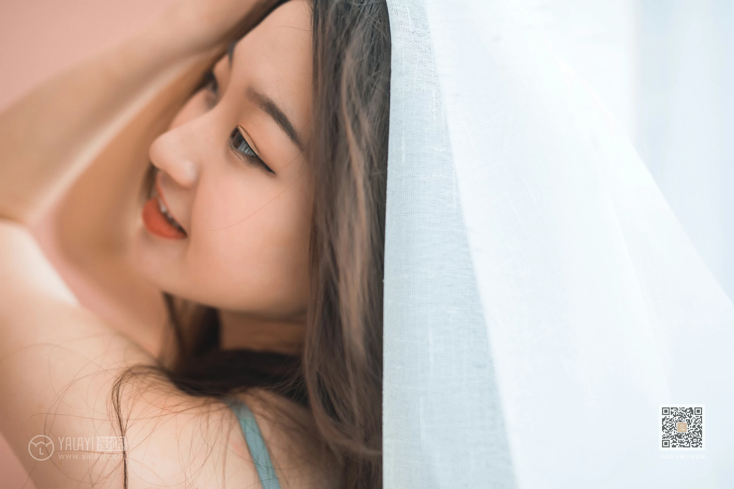 [YALAYI雅拉伊]NO.617 《热恋期》 明月 淡蓝色蕾丝内衣性感私房写真集第12张