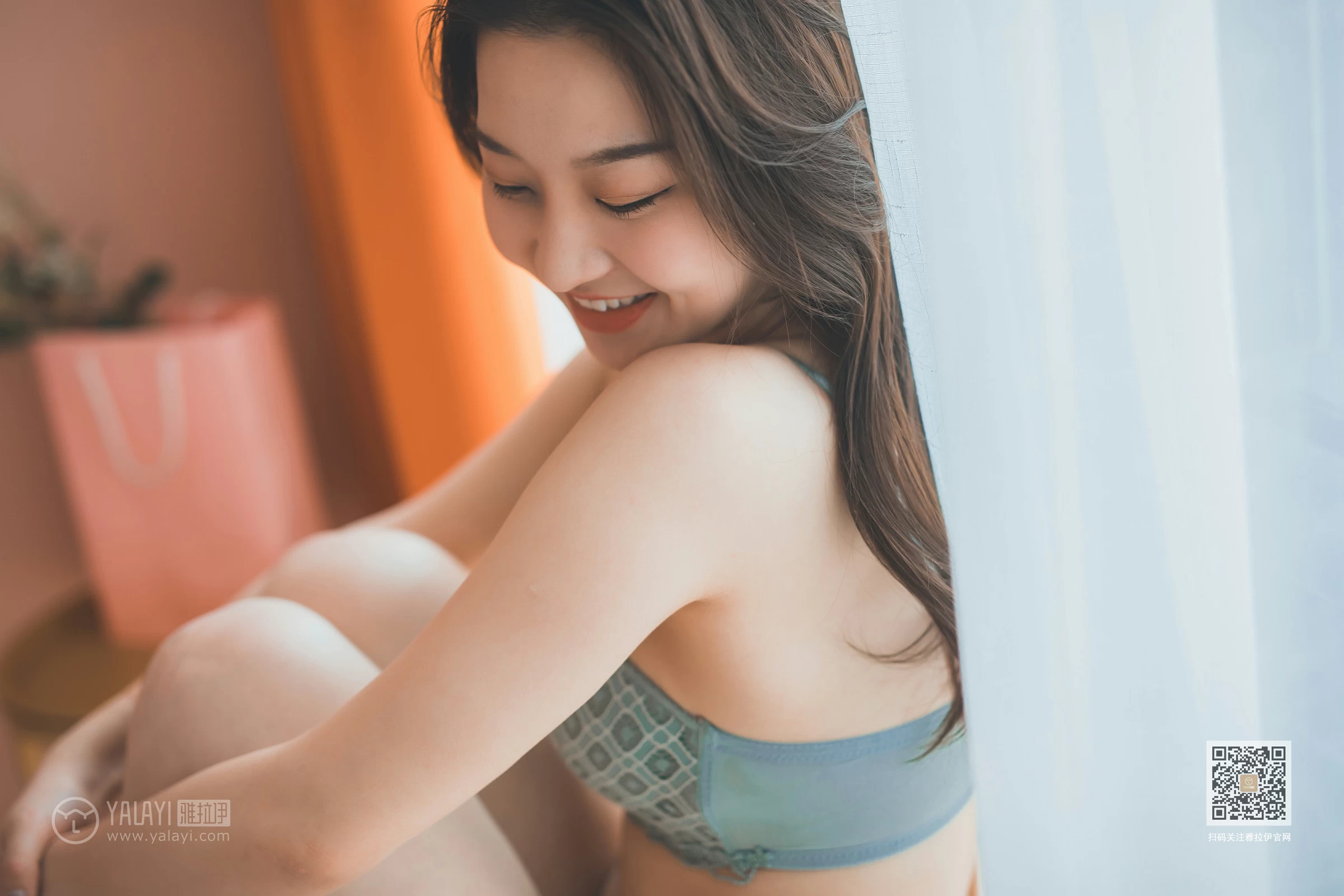 [YALAYI雅拉伊]NO.617 《热恋期》 明月 淡蓝色蕾丝内衣性感私房写真集第14张