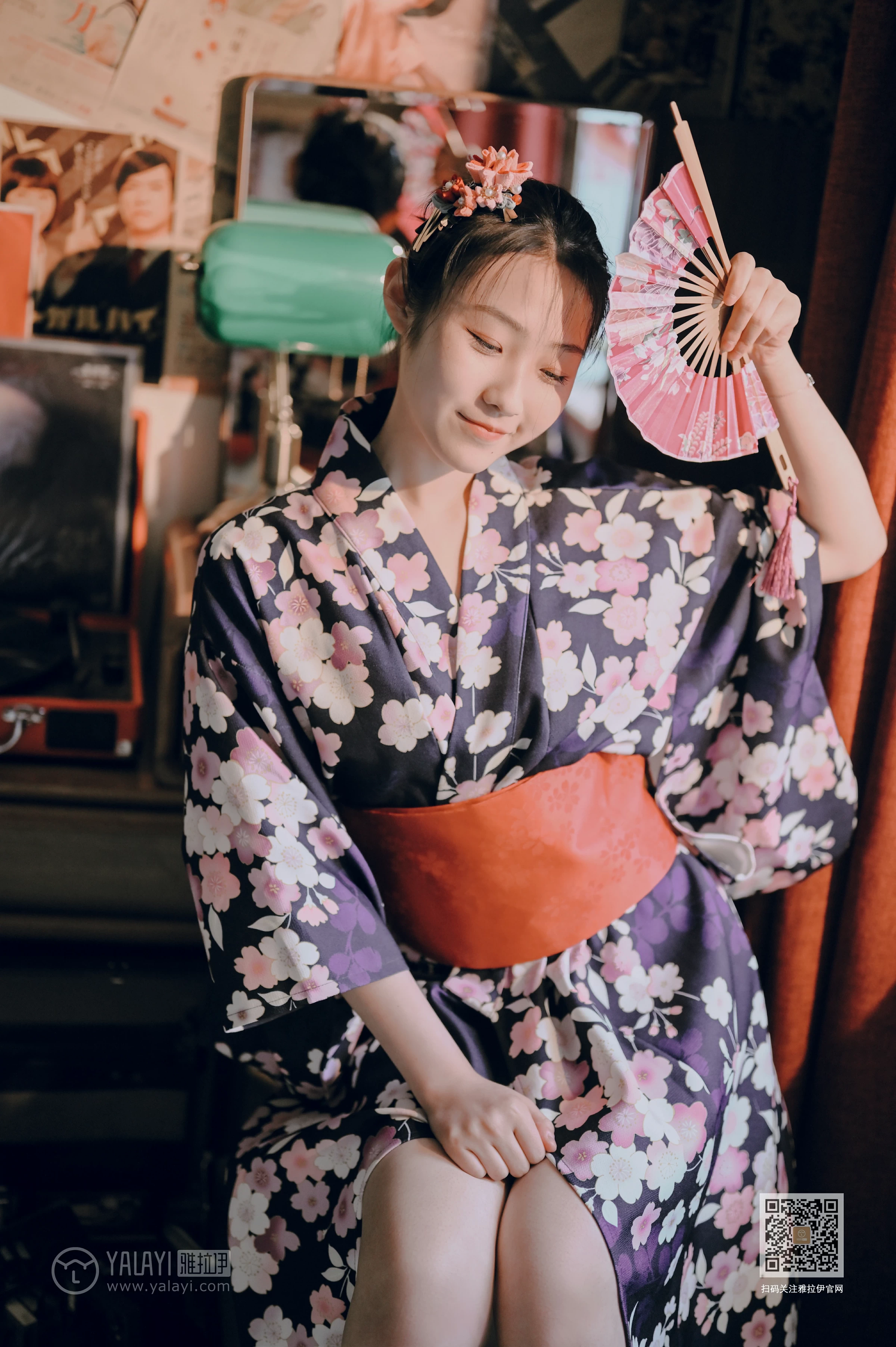 [YALAYI雅拉伊]NO.635 《和服少女》 沈伊 黑色和服加白色蕾丝内衣性感私房写真集第2张