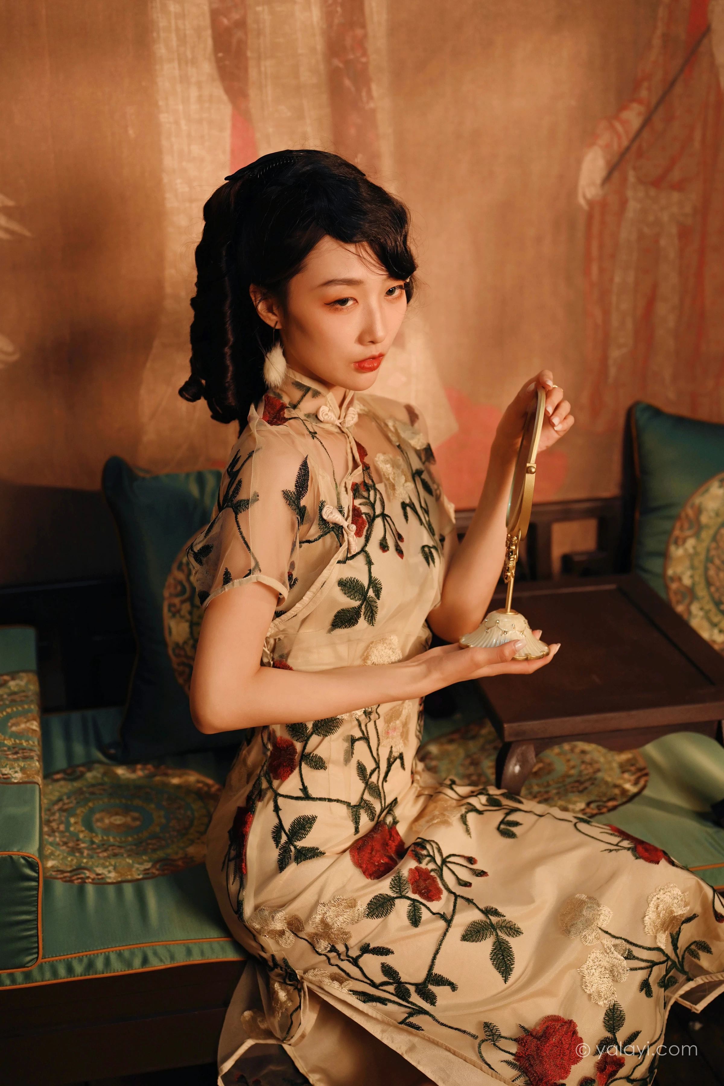 [YALAYI雅拉伊]2022.01.25 我在那里等你 佳佳 白色透视旗袍民国风写真集第8张