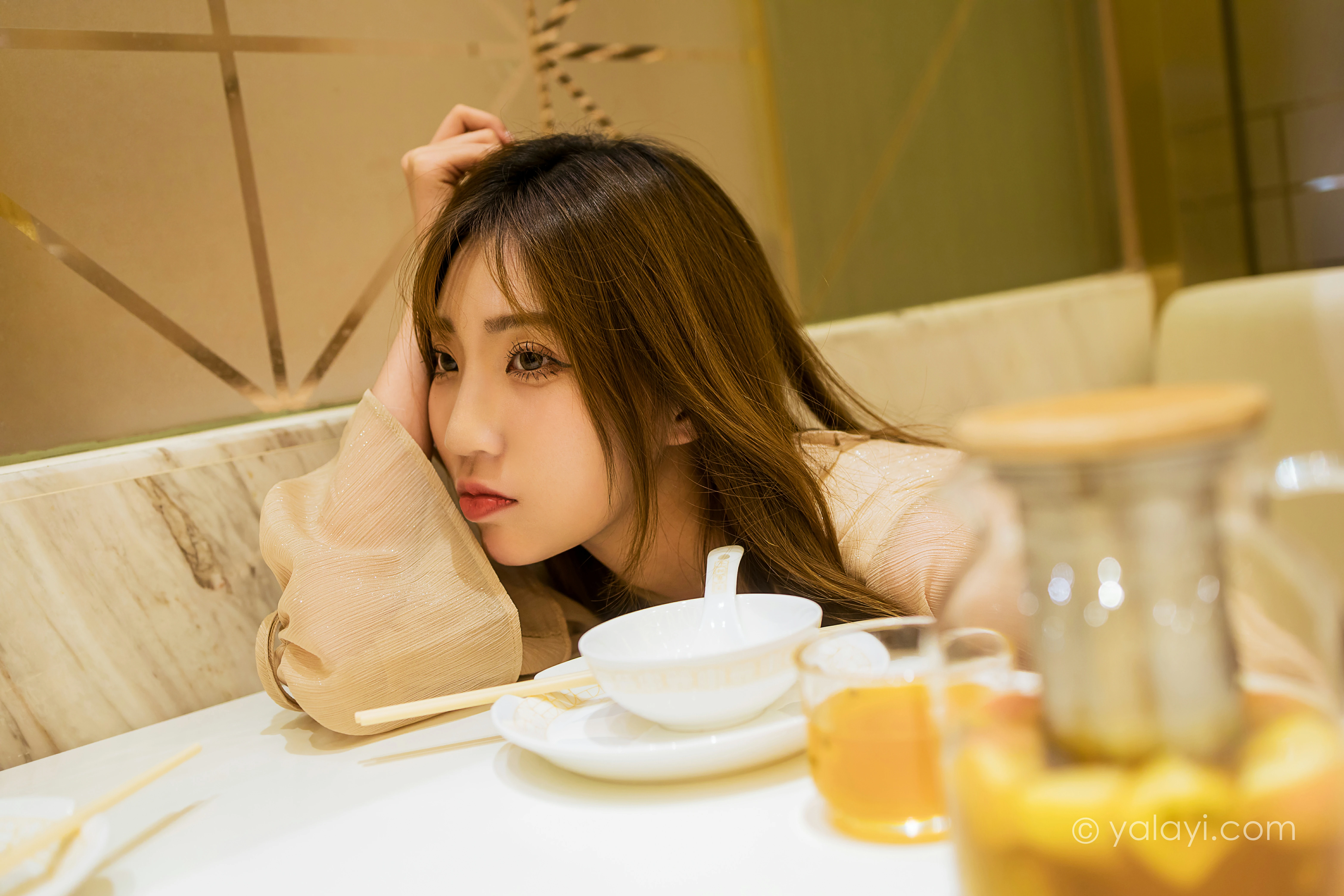 [YALAYI雅拉伊]NO.782 牵你的手 小乔 粉色透视连衣裙清纯可爱写真集第13张