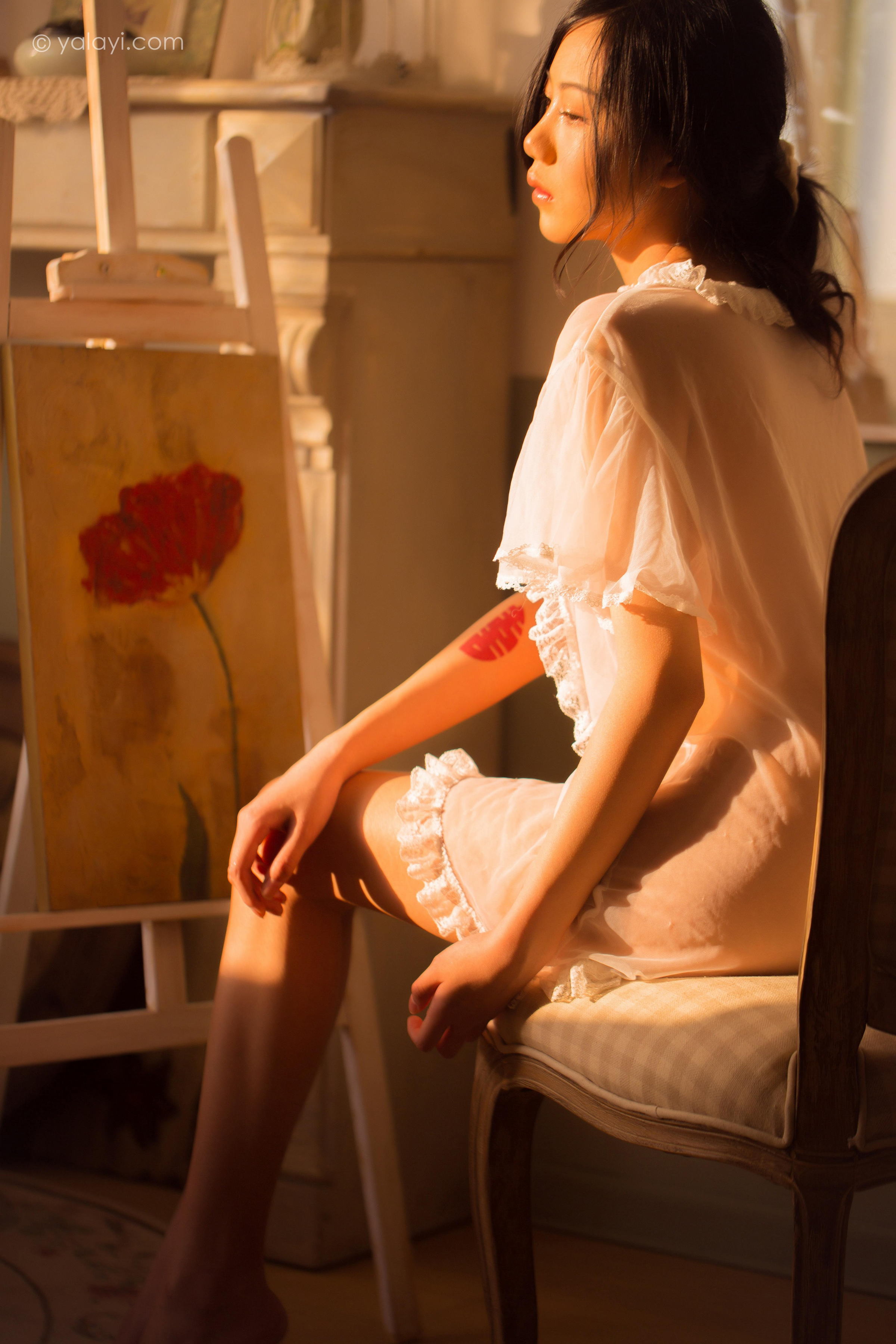 [YALAYI雅拉伊]2022.08.01 暂时的花儿 橘子 白色透视抹胸连衣裙居家性感私房写真集第14张