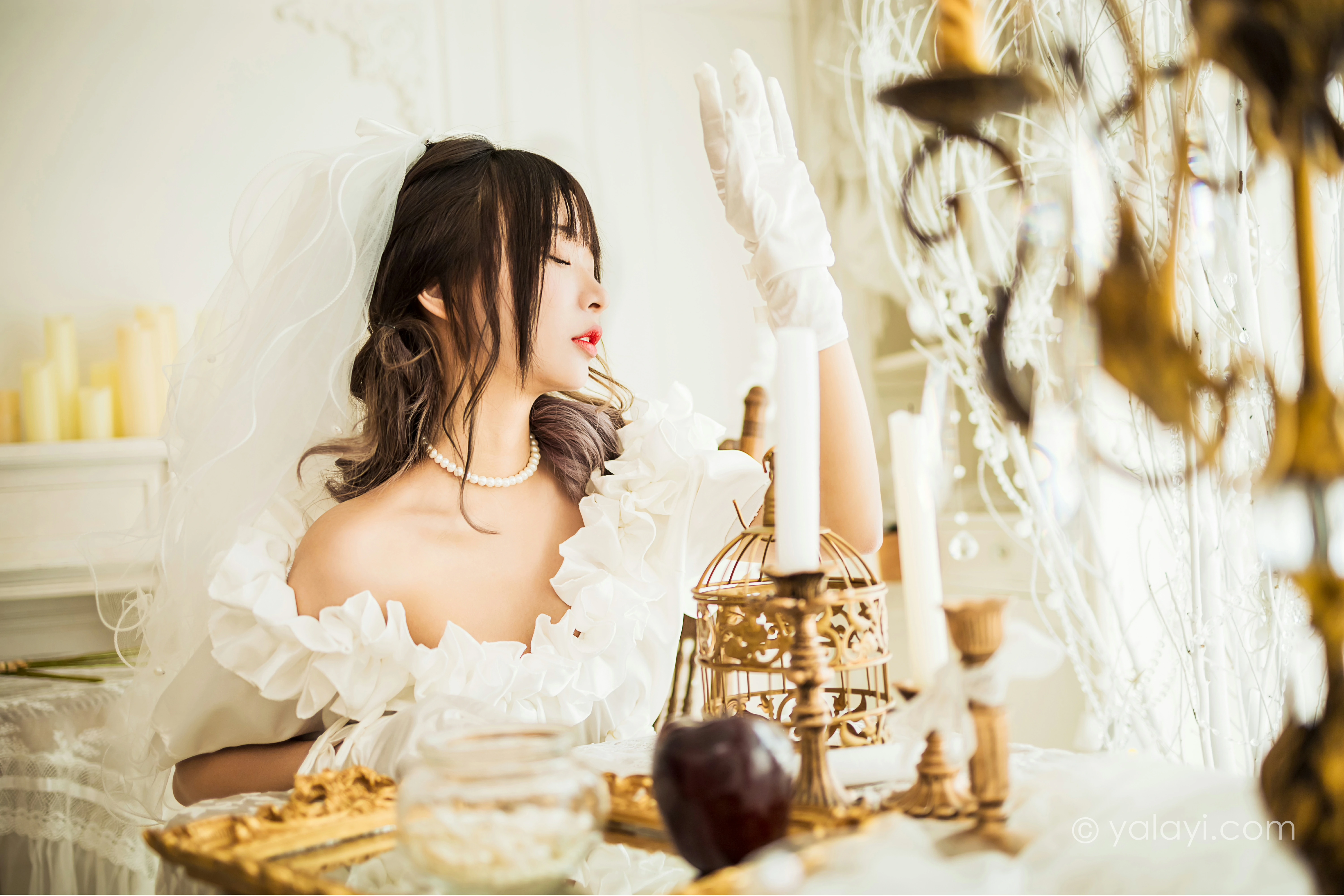 [YALAYI雅拉伊]NO.862 美丽的梦 阿禾 白色抹胸婚纱性感写真集第7张