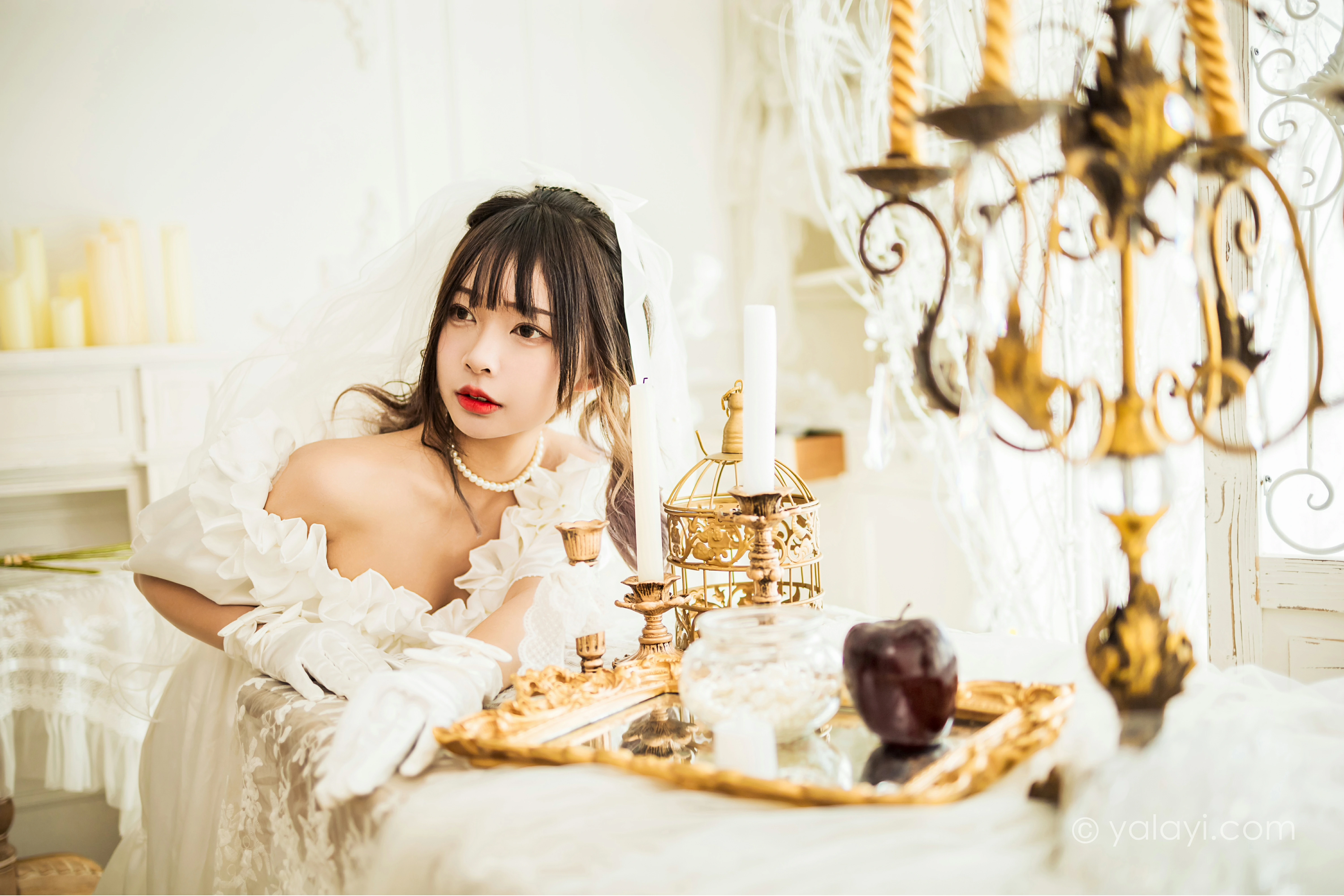 [YALAYI雅拉伊]NO.862 美丽的梦 阿禾 白色抹胸婚纱性感写真集第5张