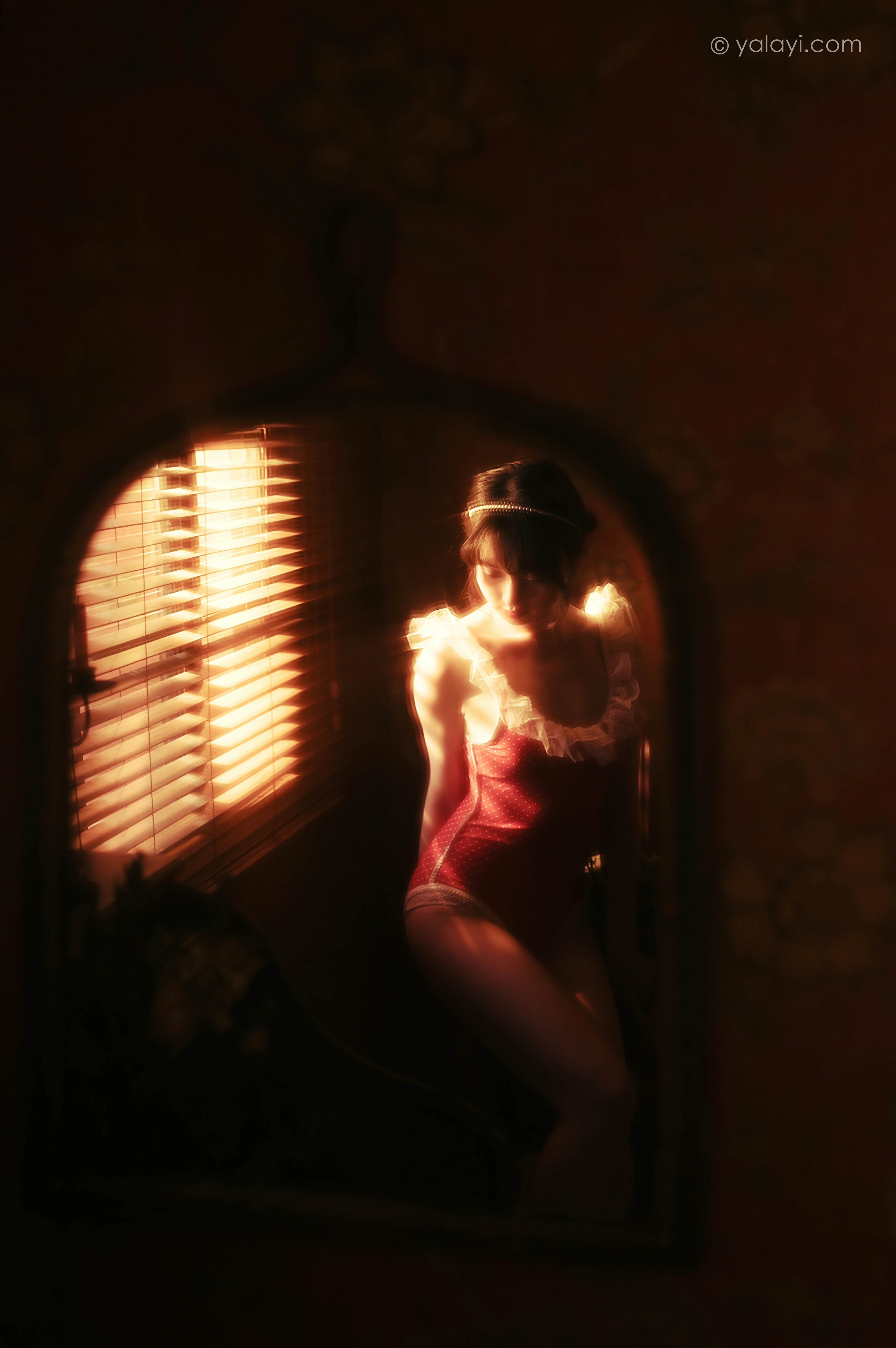 [YALAYI雅拉伊]NO.787 红颜旧梦 京京 红色紧身连体内衣性感私房写真集第7张