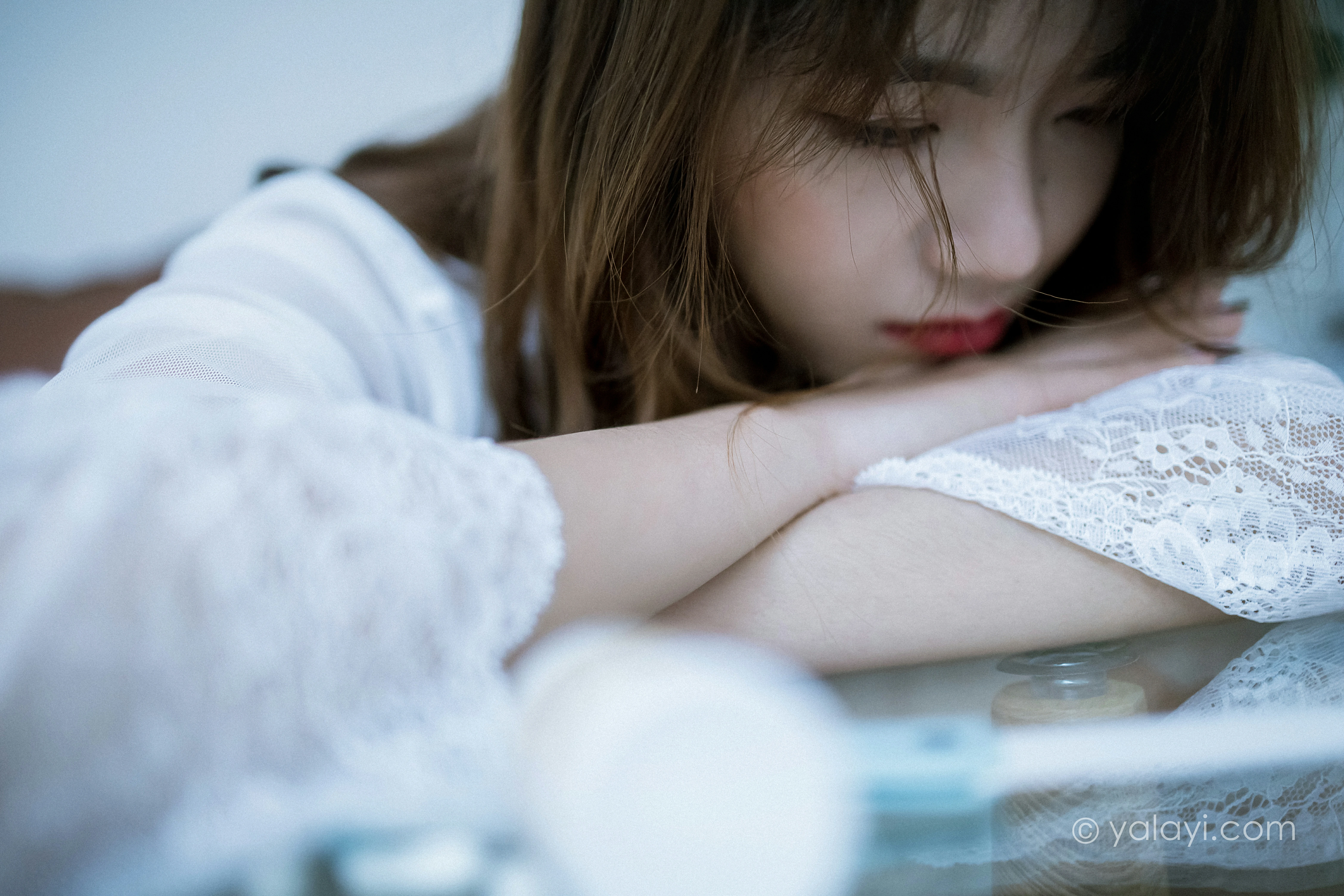 [YALAYI雅拉伊]NO.759 灰色空间 樊梵 白色透视蕾丝睡衣性感私房写真集第10张