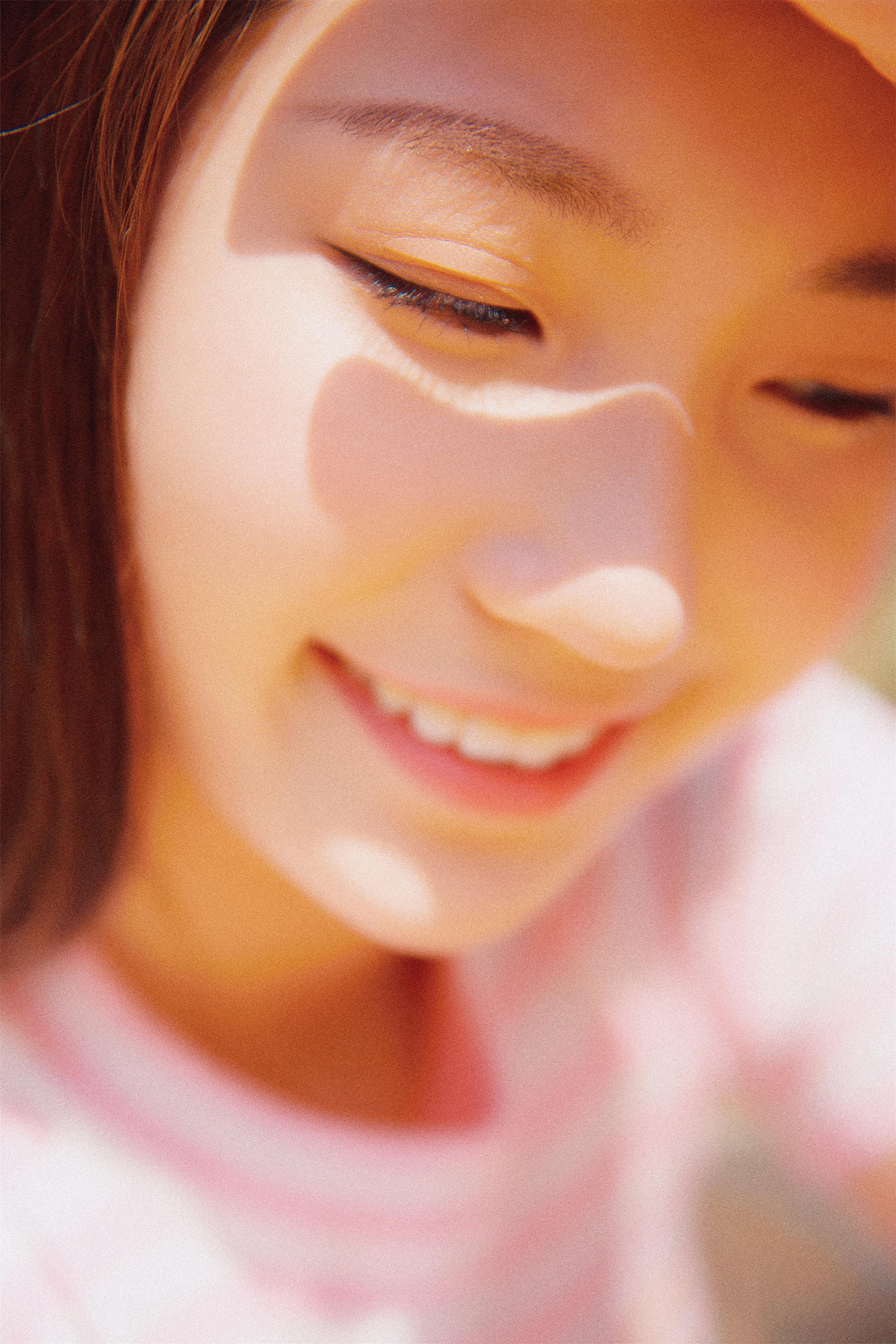 [YALAYI雅拉伊]2022.10.21 飘逸身姿 清纯少女 粉色短袖加牛仔短裙写真集第6张