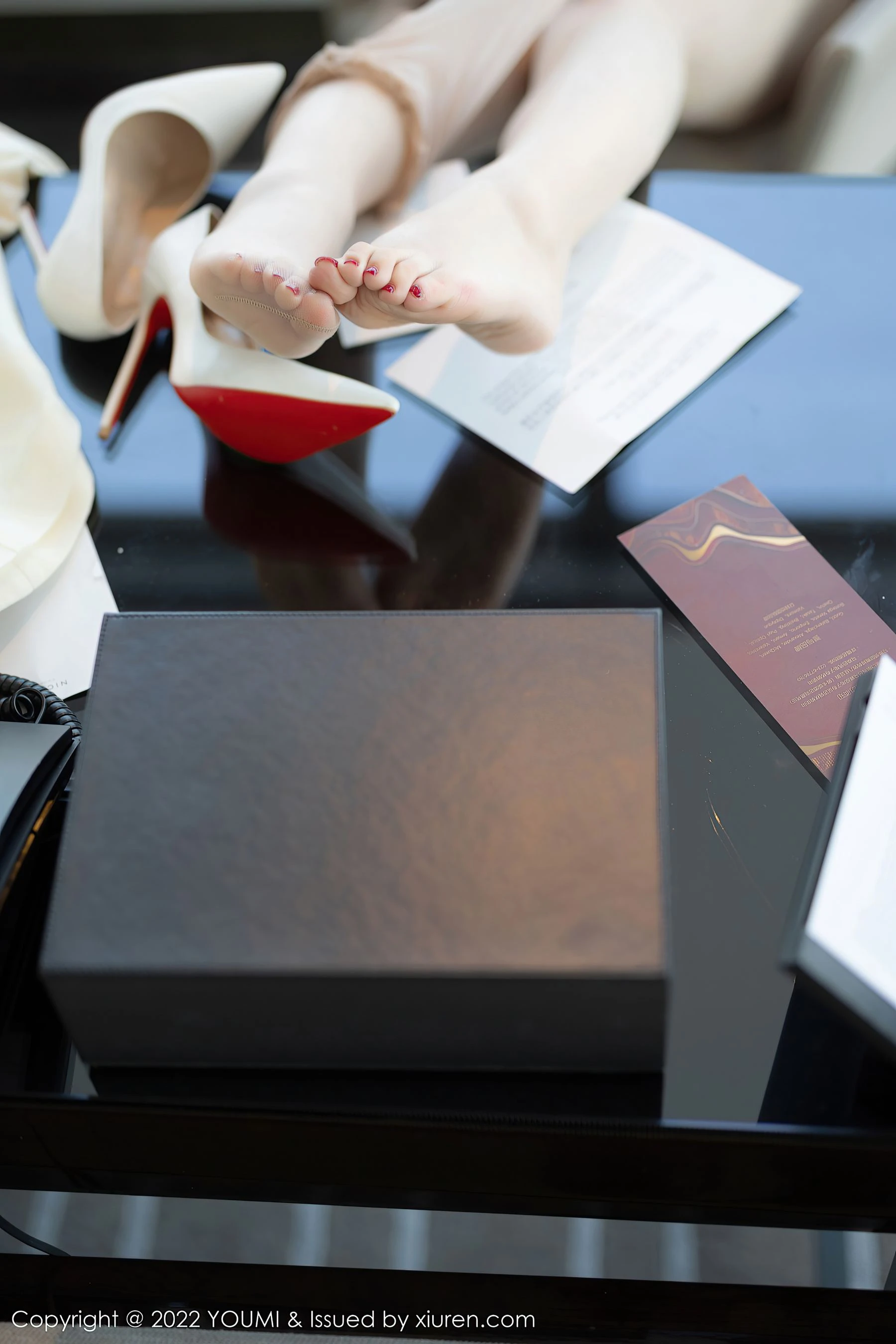  尤蜜荟 VOL.769 允爾 丝袜美臀第12张