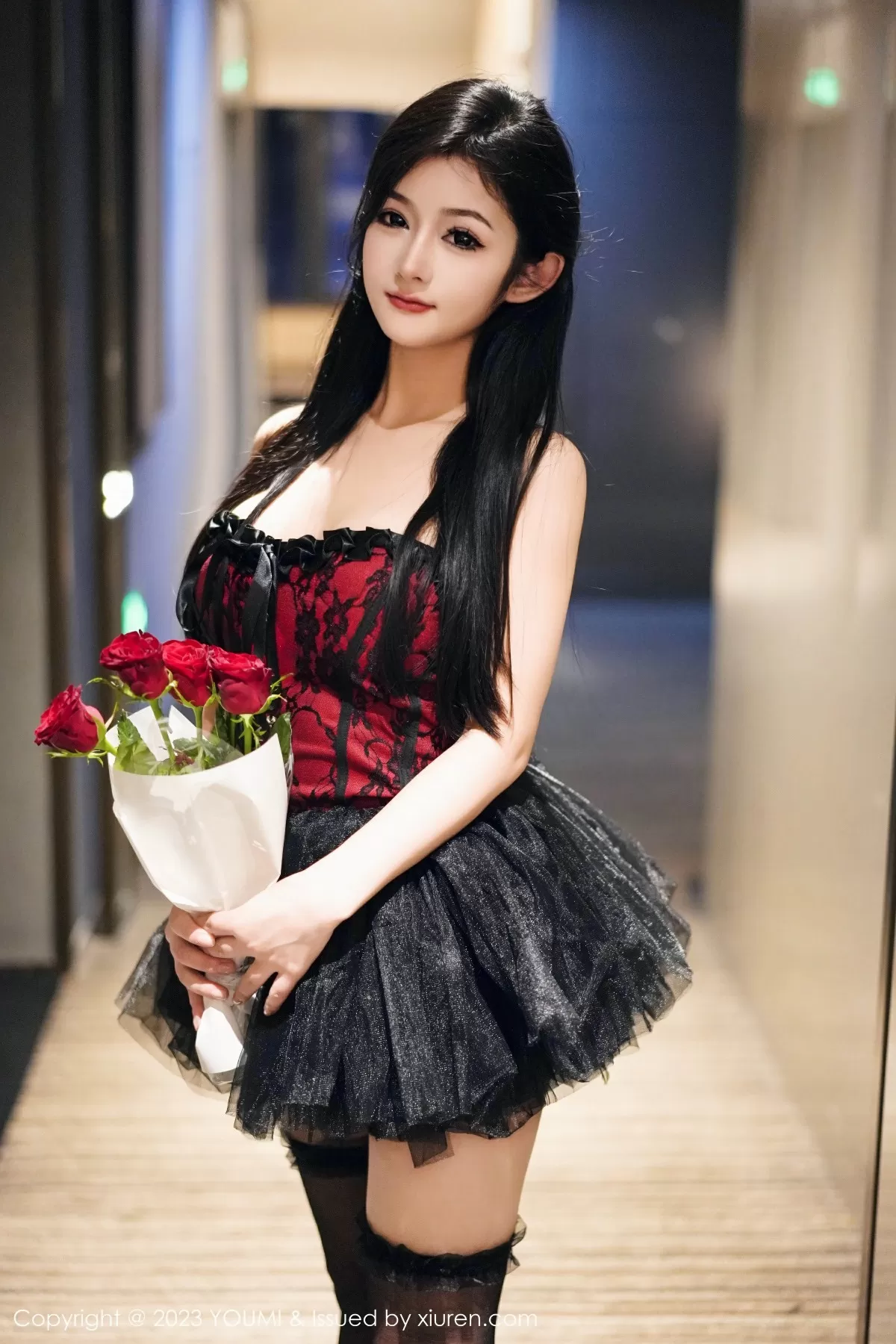  尤蜜荟 VOL.991 谭小灵 [74P]第1张