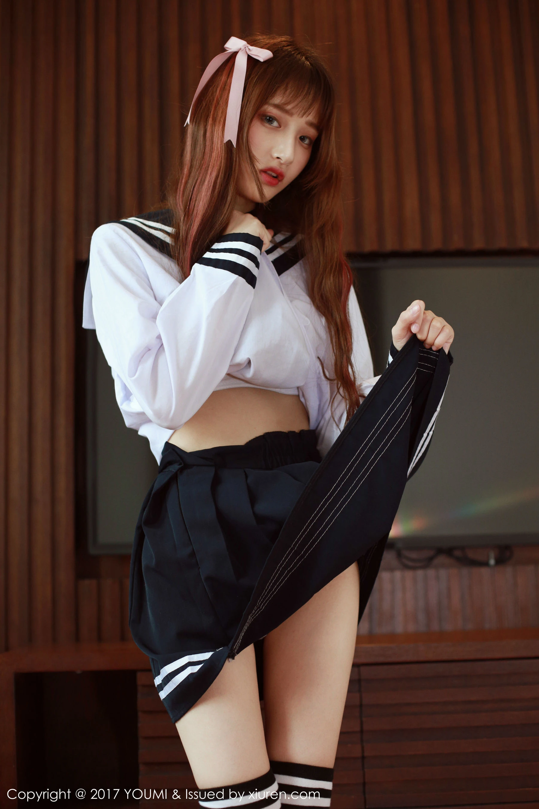 little贝壳《校服小萝莉》 尤蜜荟YouMi Vol.046第12张