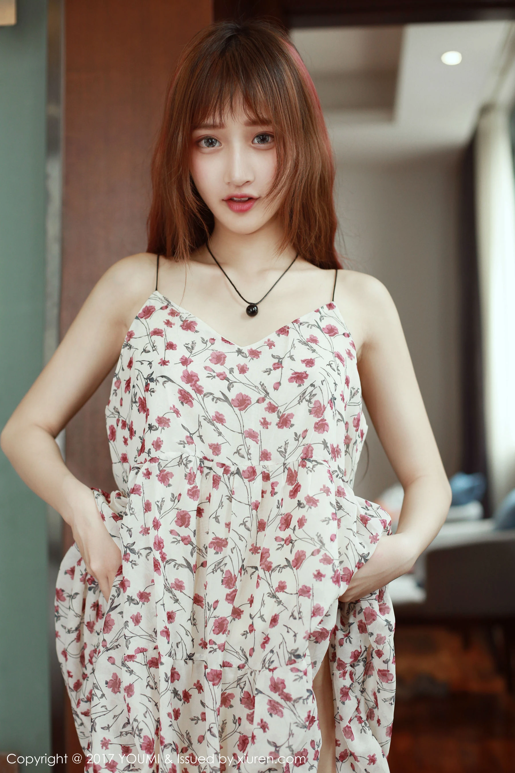 little贝壳《校服小萝莉》 尤蜜荟YouMi Vol.046第10张