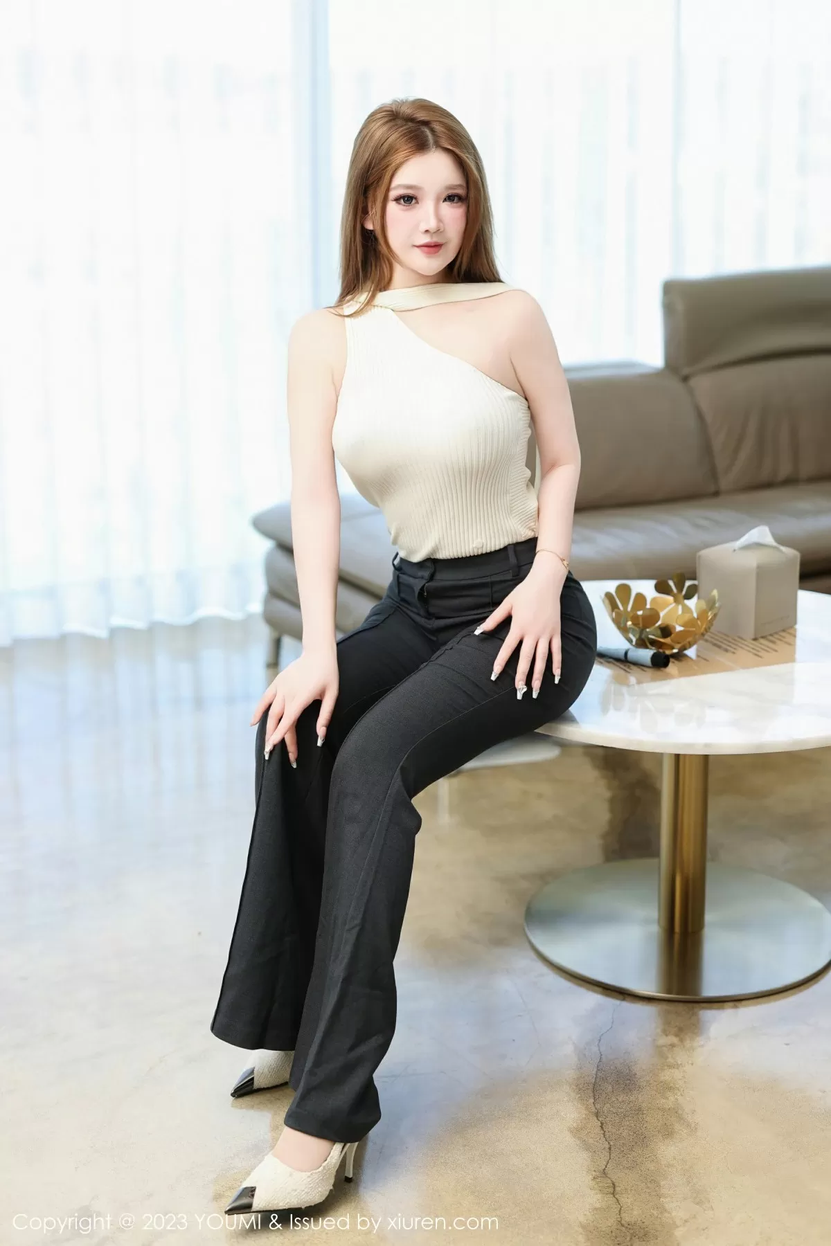  尤蜜荟 VOL.995 小海臀Rena [72P]第4张