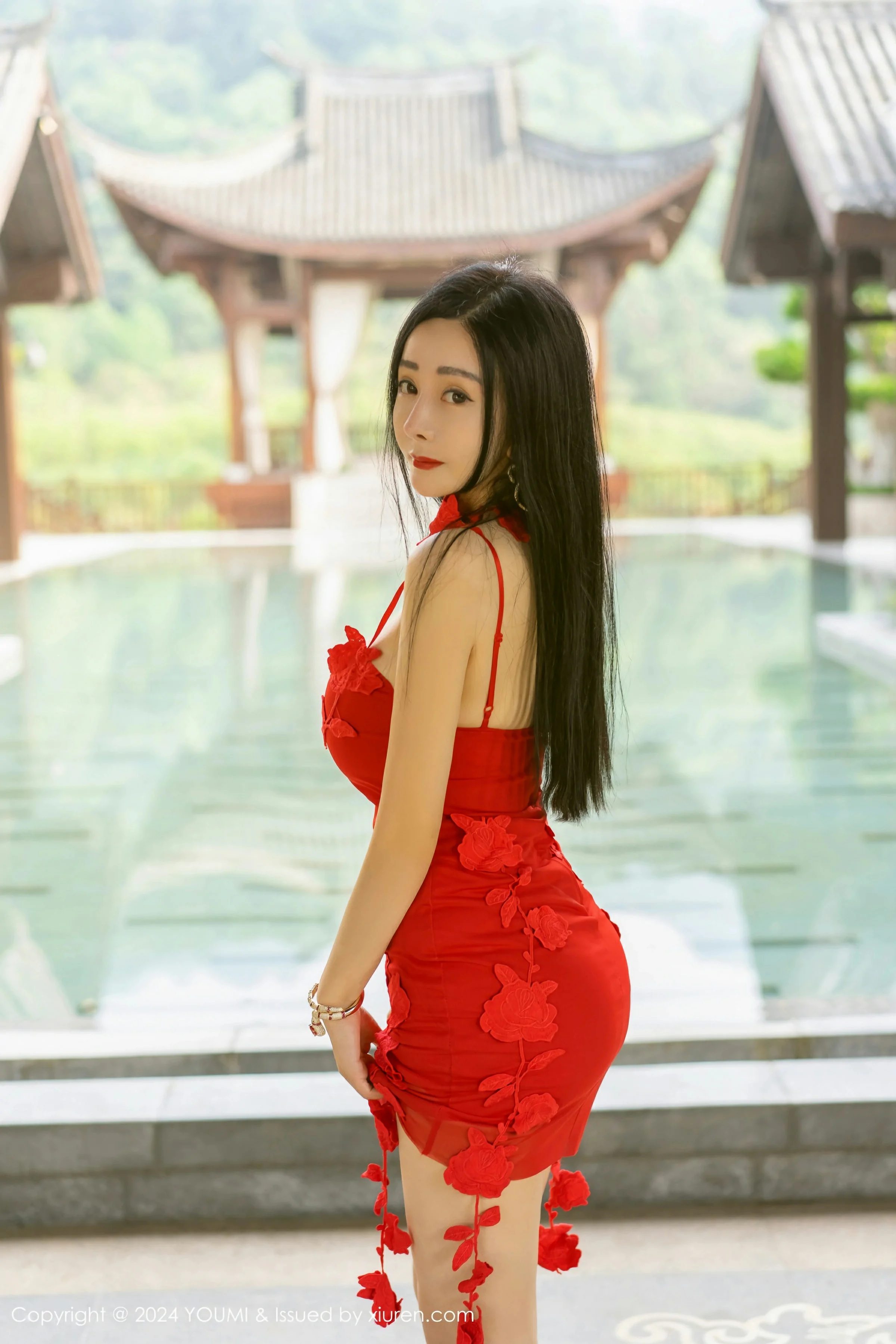  尤蜜荟 VOL.1058 允爾 [51P]第5张