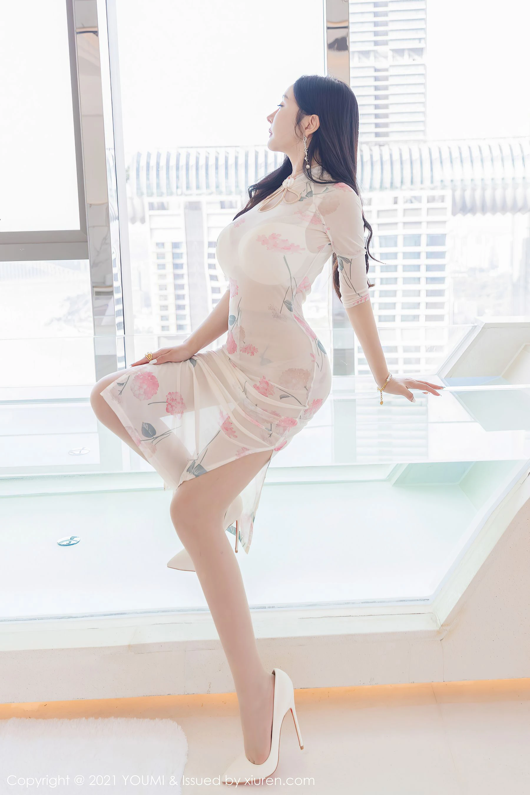 尤蜜荟YouMi Vol.706 允爾第12张