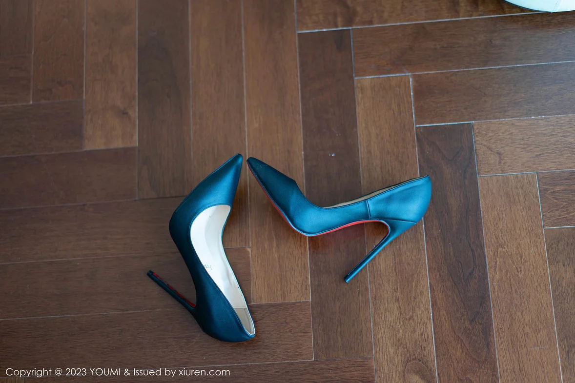  尤蜜荟 Vol.950 允爾 魅惑黑丝性感写真 [74P]第23张