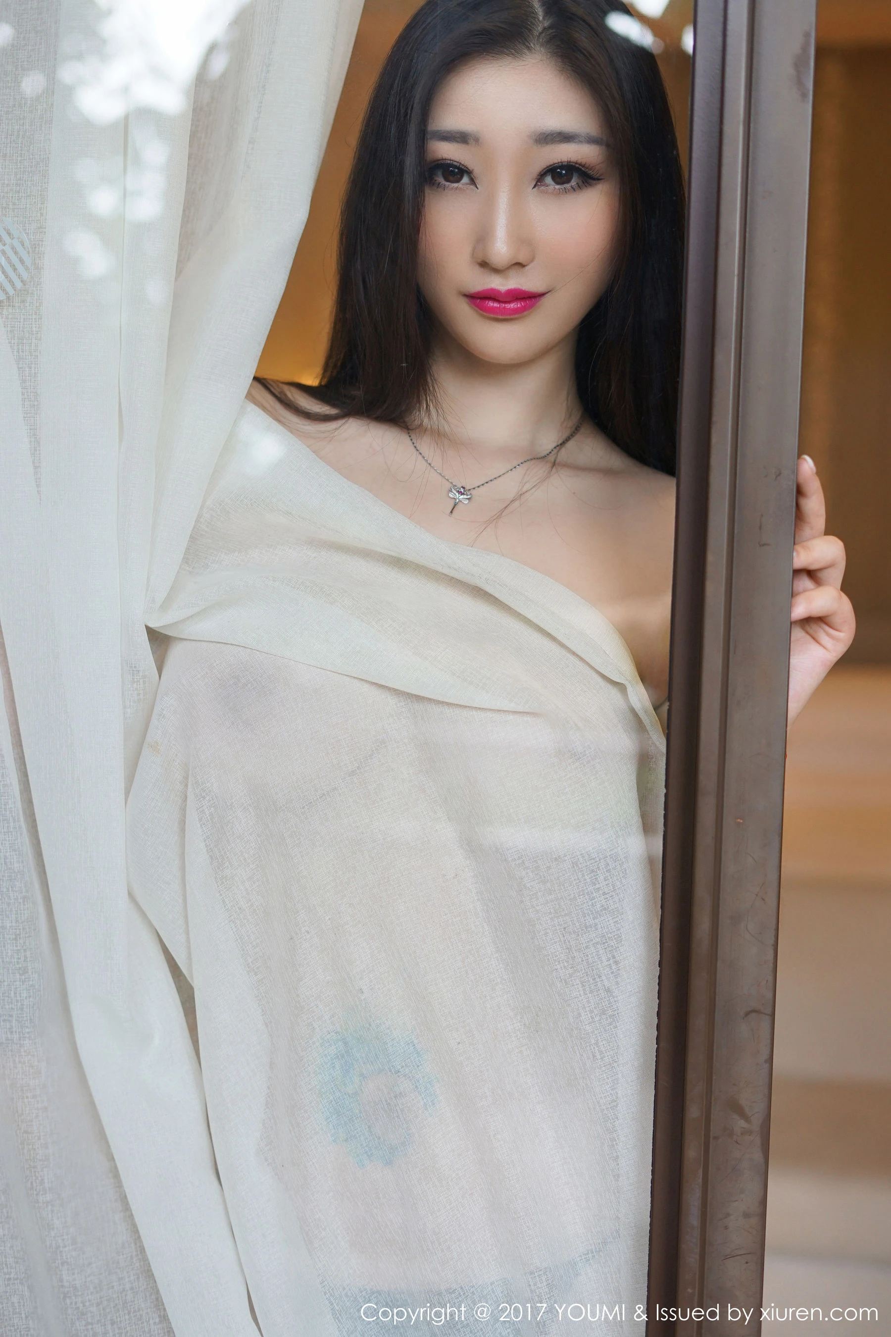 妲己_Toxic《薄纱罩体的诱惑》 尤蜜荟YouMi Vol.063第5张