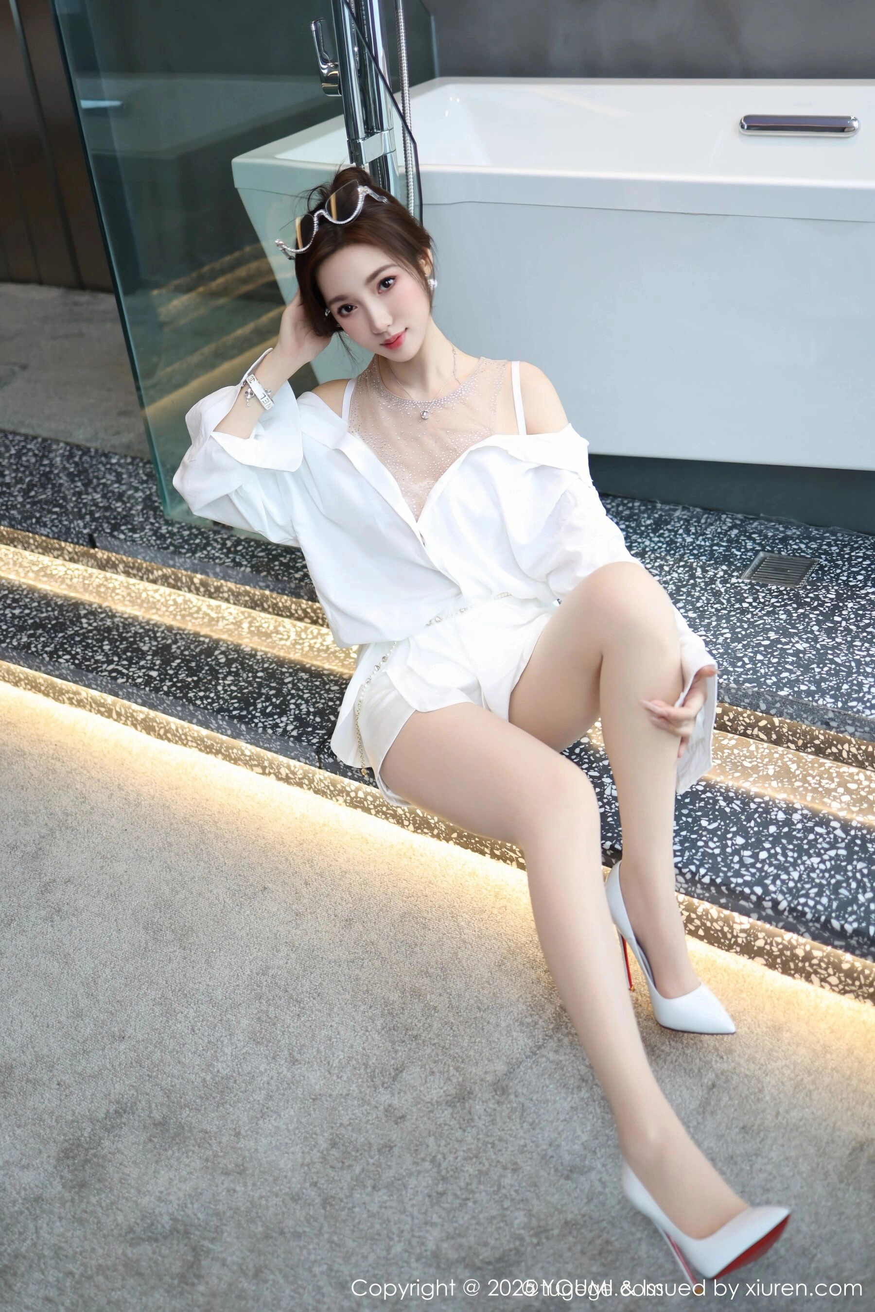  尤蜜荟 Twins 桃桃 Vol.1177 [76P]第18张