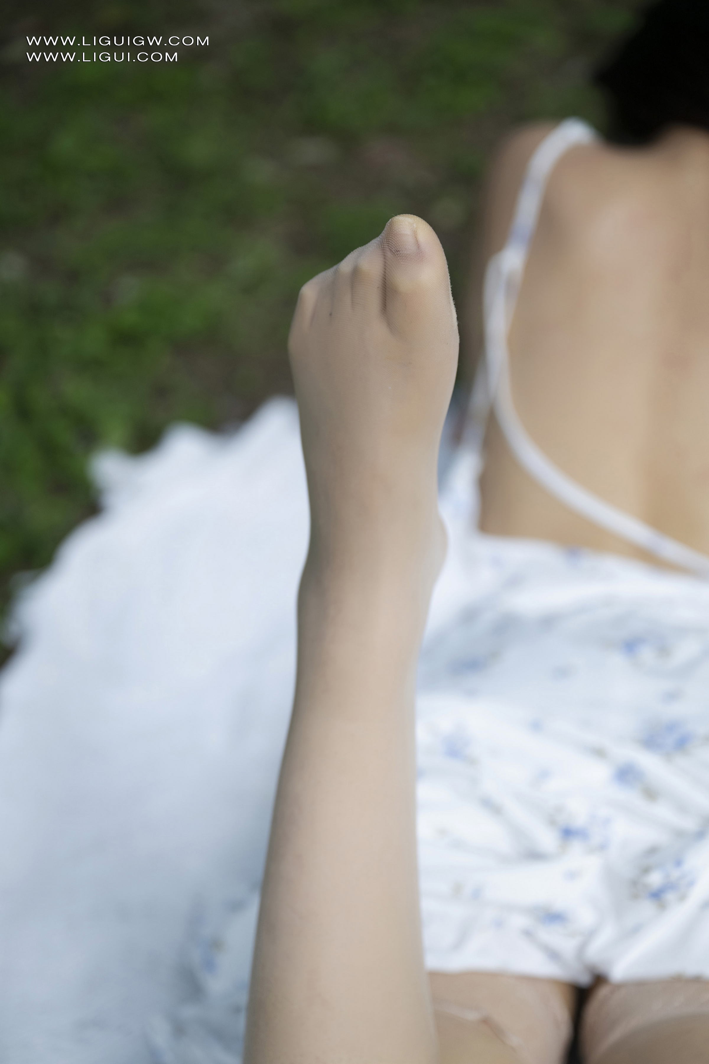 [Ligui丽柜] 2025.11.14 白纱透肤林中漫游 昆昆第19张